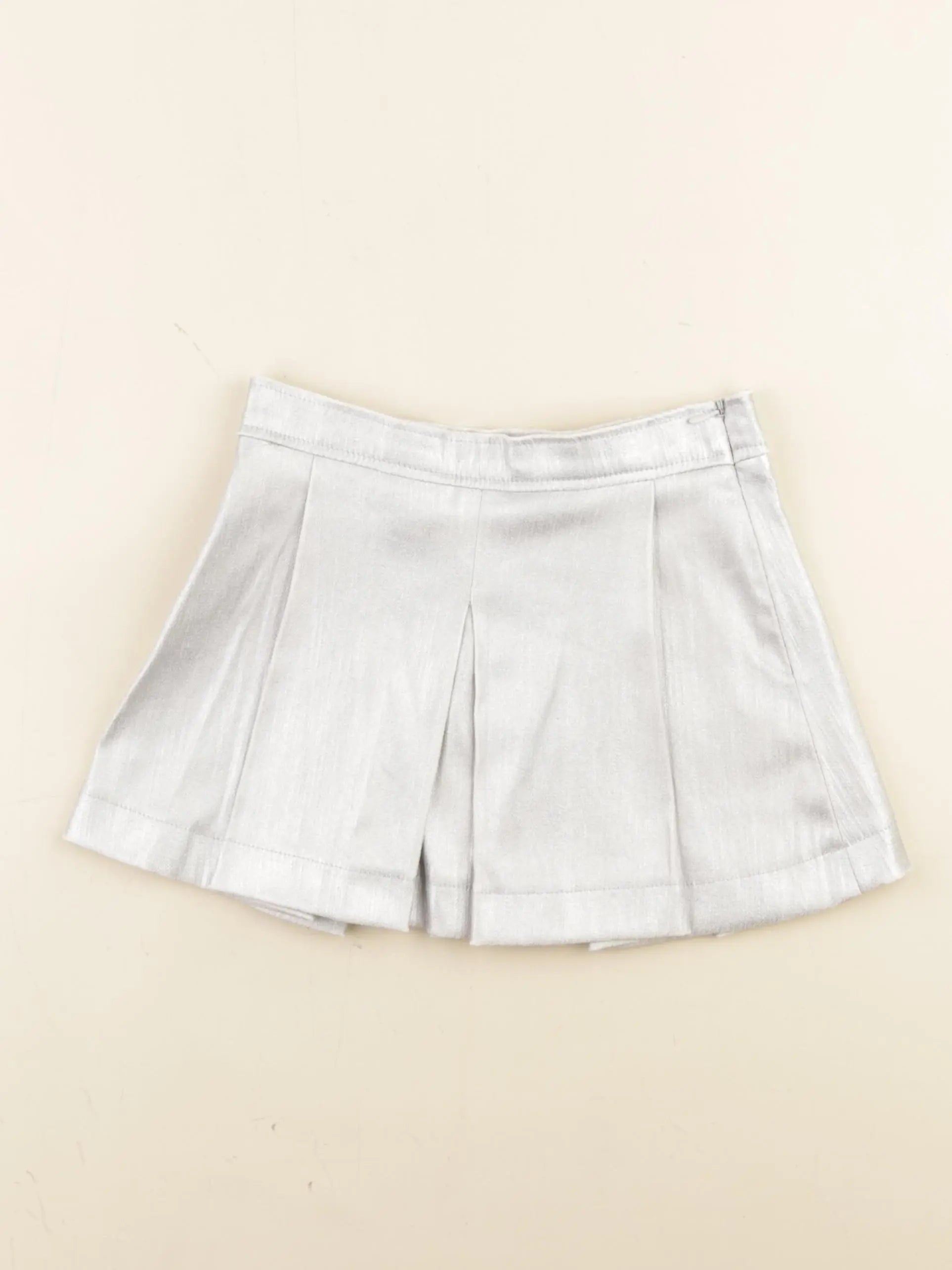 Zara - short argent - 6 ans
