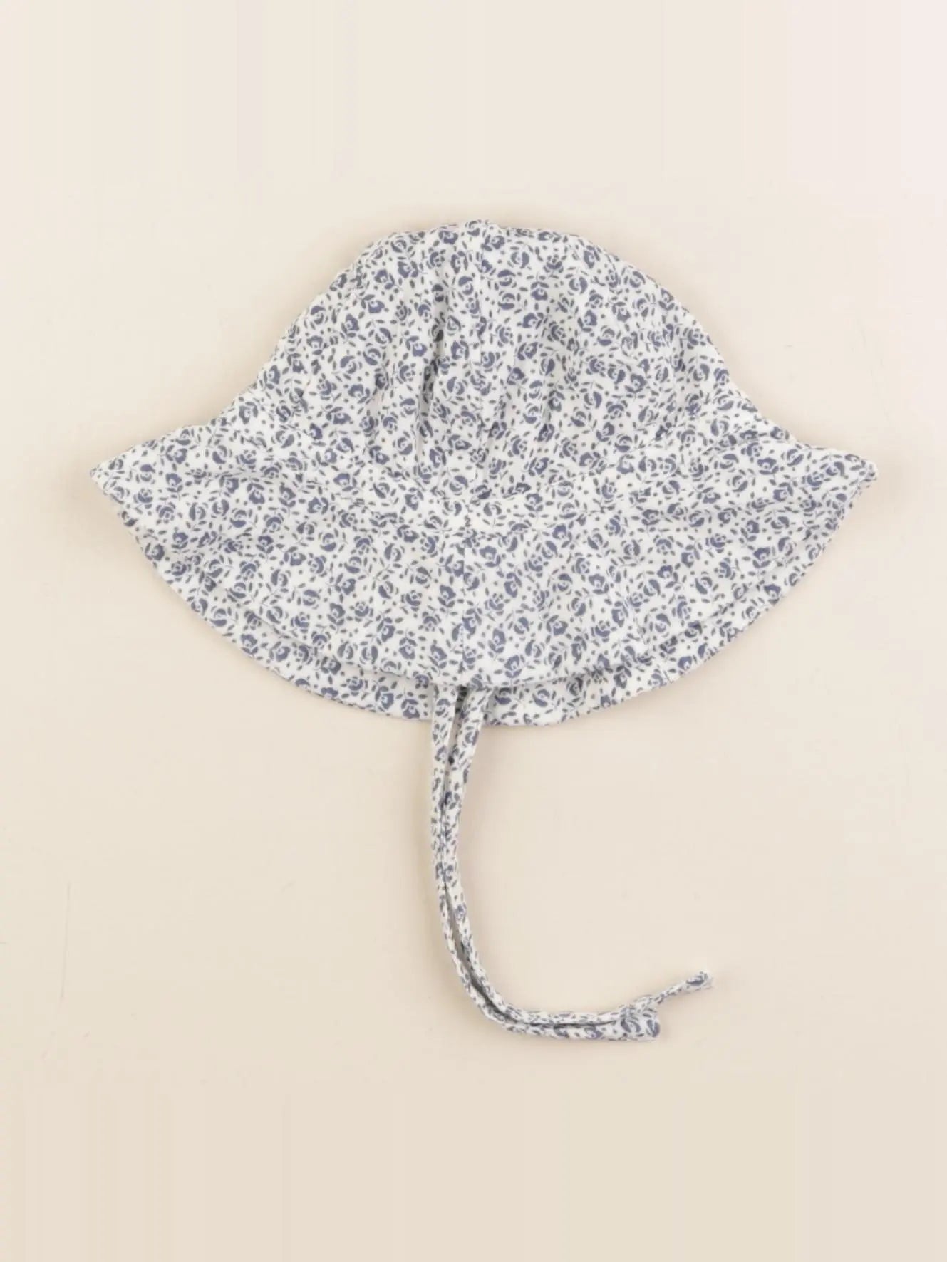 Petit Bateau - chapeau bleu - 3/6 mois