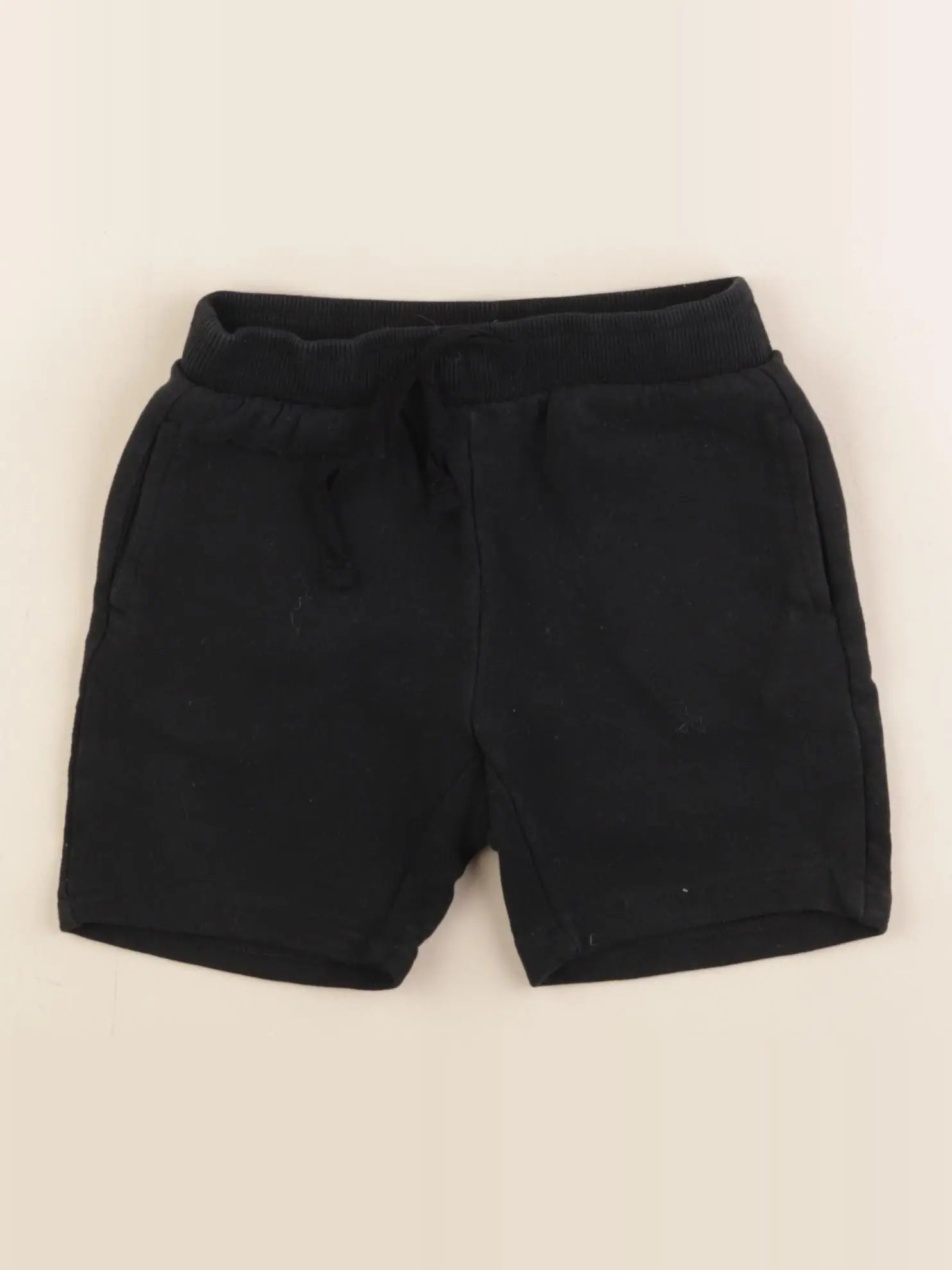 Vertbaudet - short noir - 4 ans