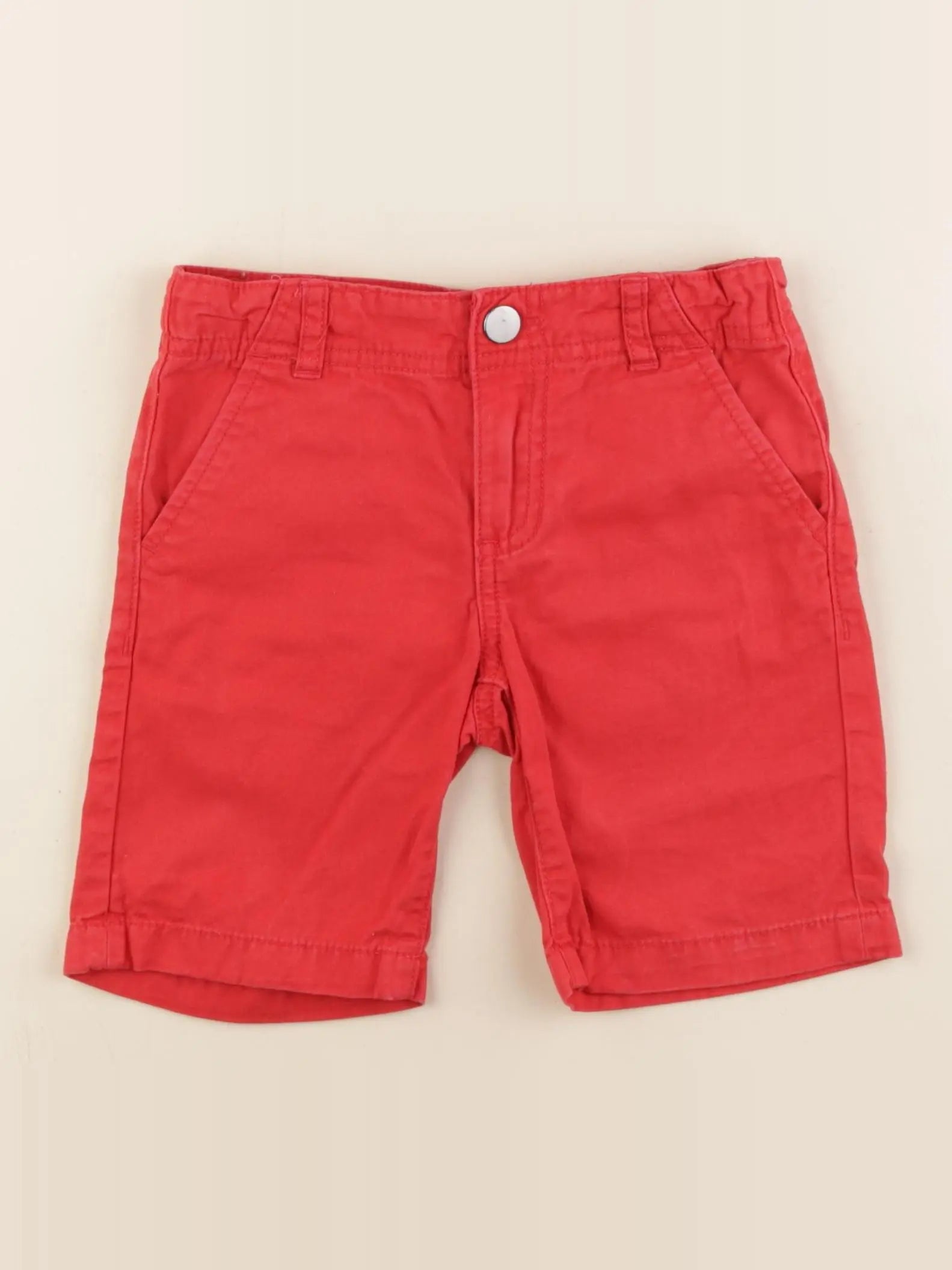 Vertbaudet - short rouge - 4 ans