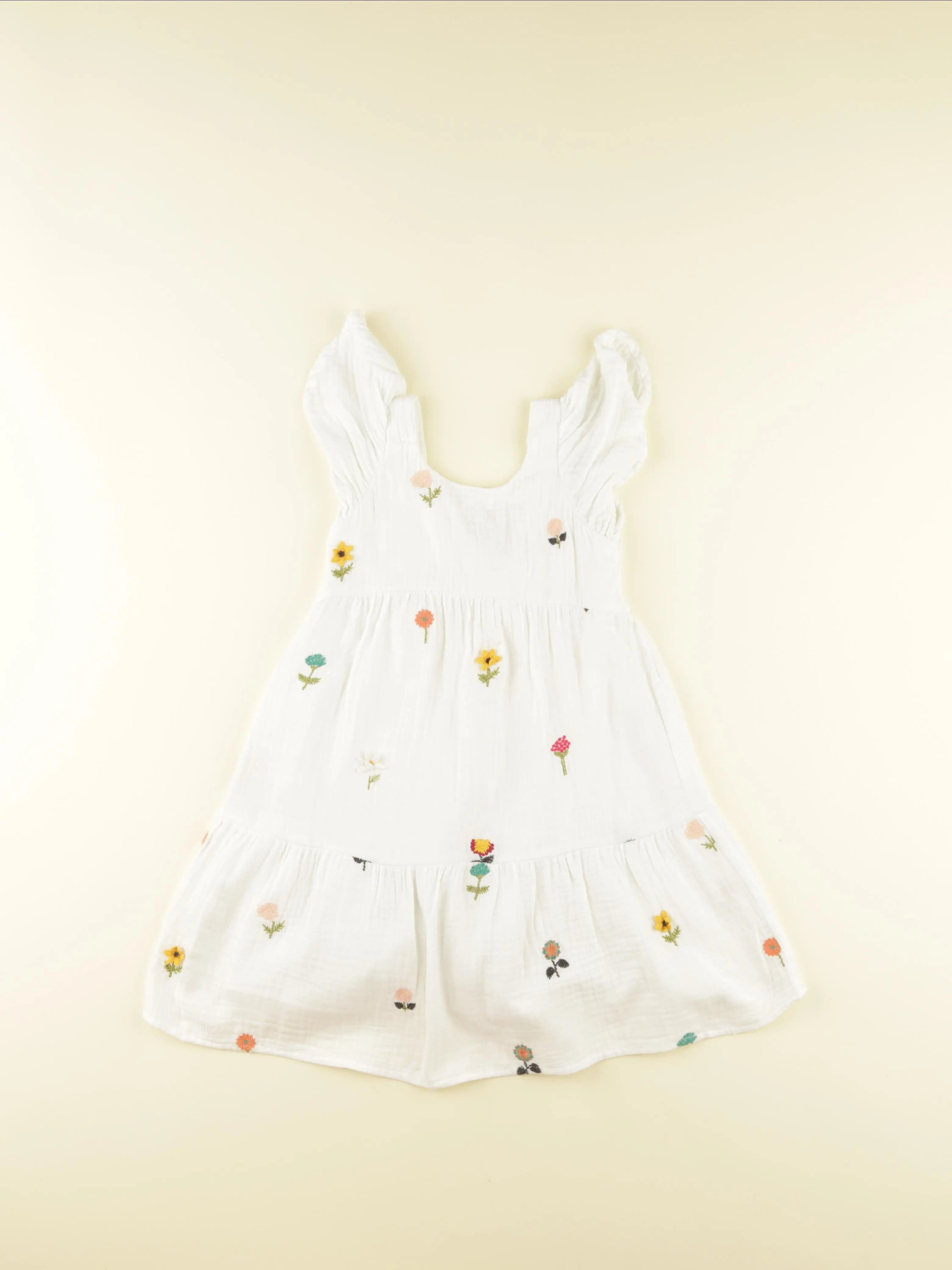 Zara - robe blanc - 4 ans