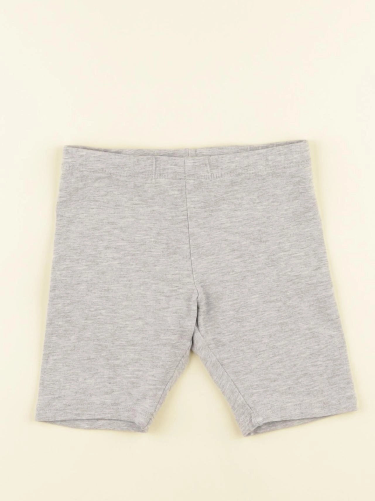 H&M - short gris - 3/4 ans