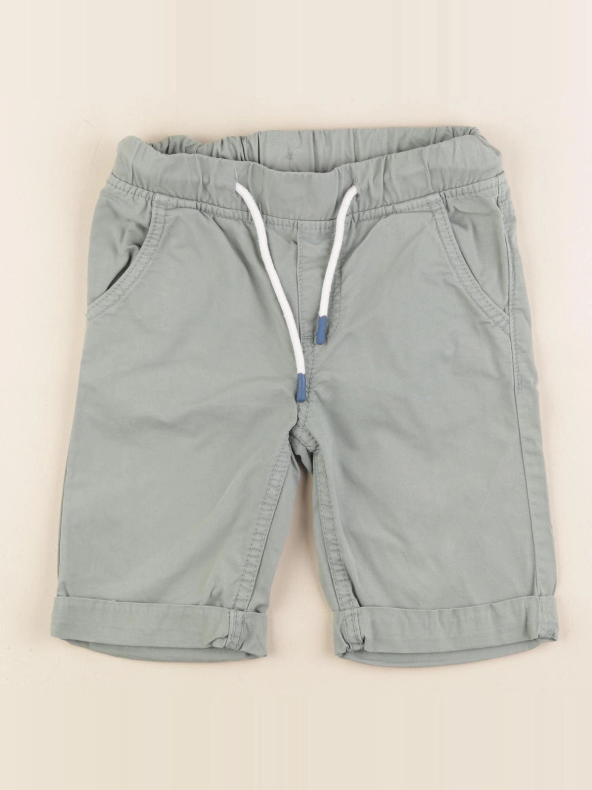 Vertbaudet - short vert - 6 ans