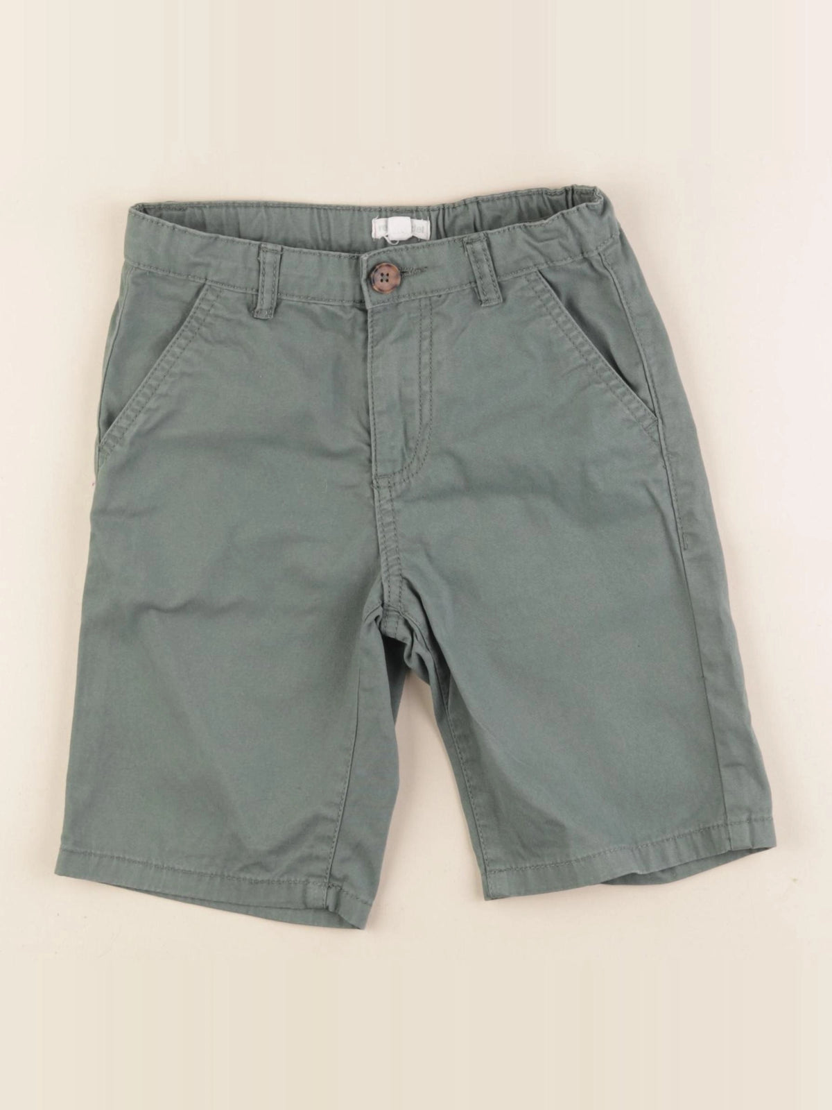 Vertbaudet - short vert - 6 ans