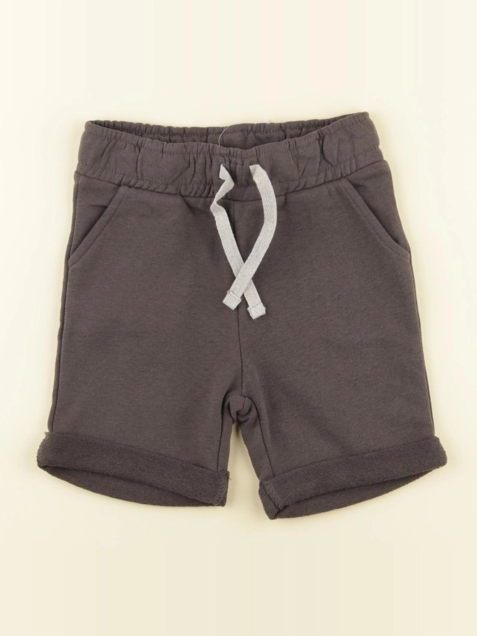 Vertbaudet - short gris - 3 ans