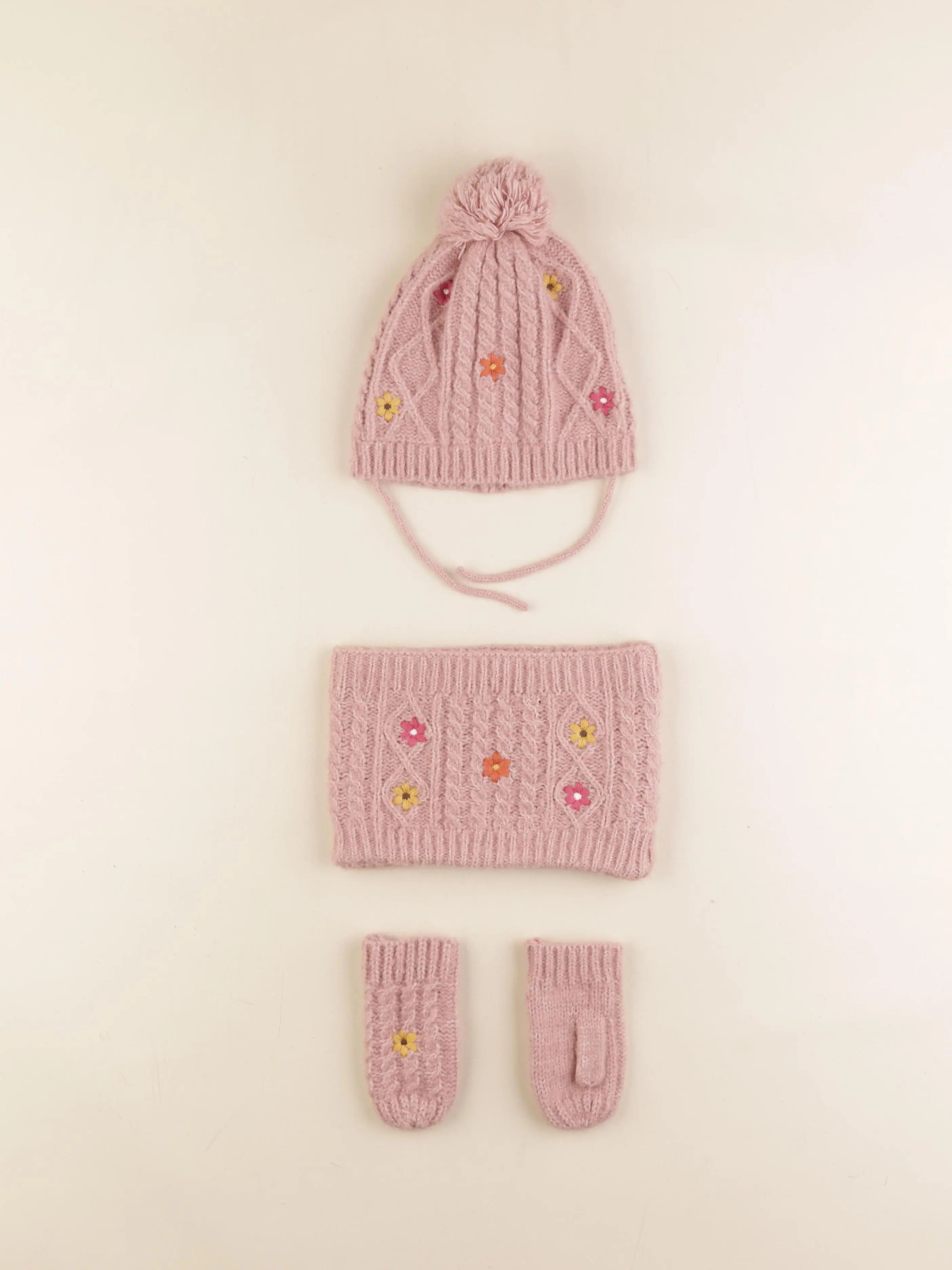 Zara - ensemble bonnet/moufles/tour de cou rose - 3 ans