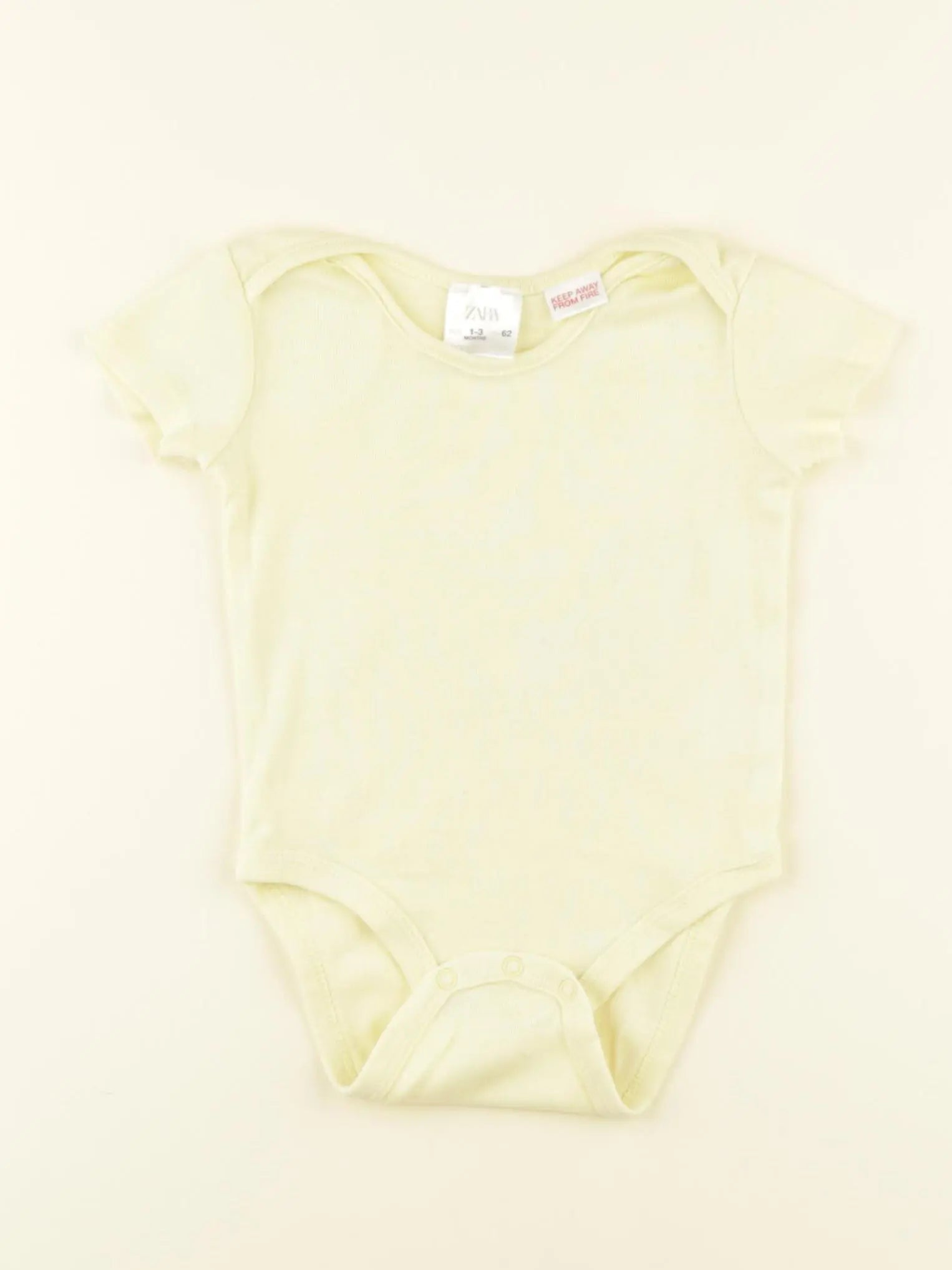 Zara - body jaune - 1/3 mois