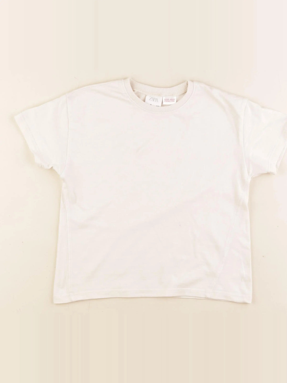 Zara - tee-shirt beige - 5 ans