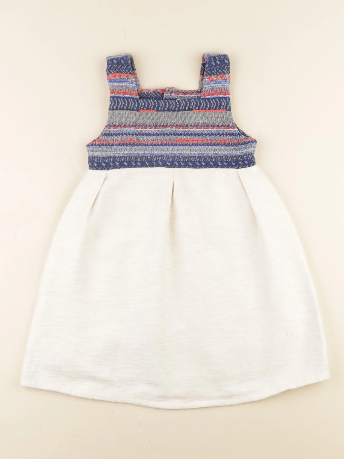 Bonnet à Pompon - robe beige - 8 ans