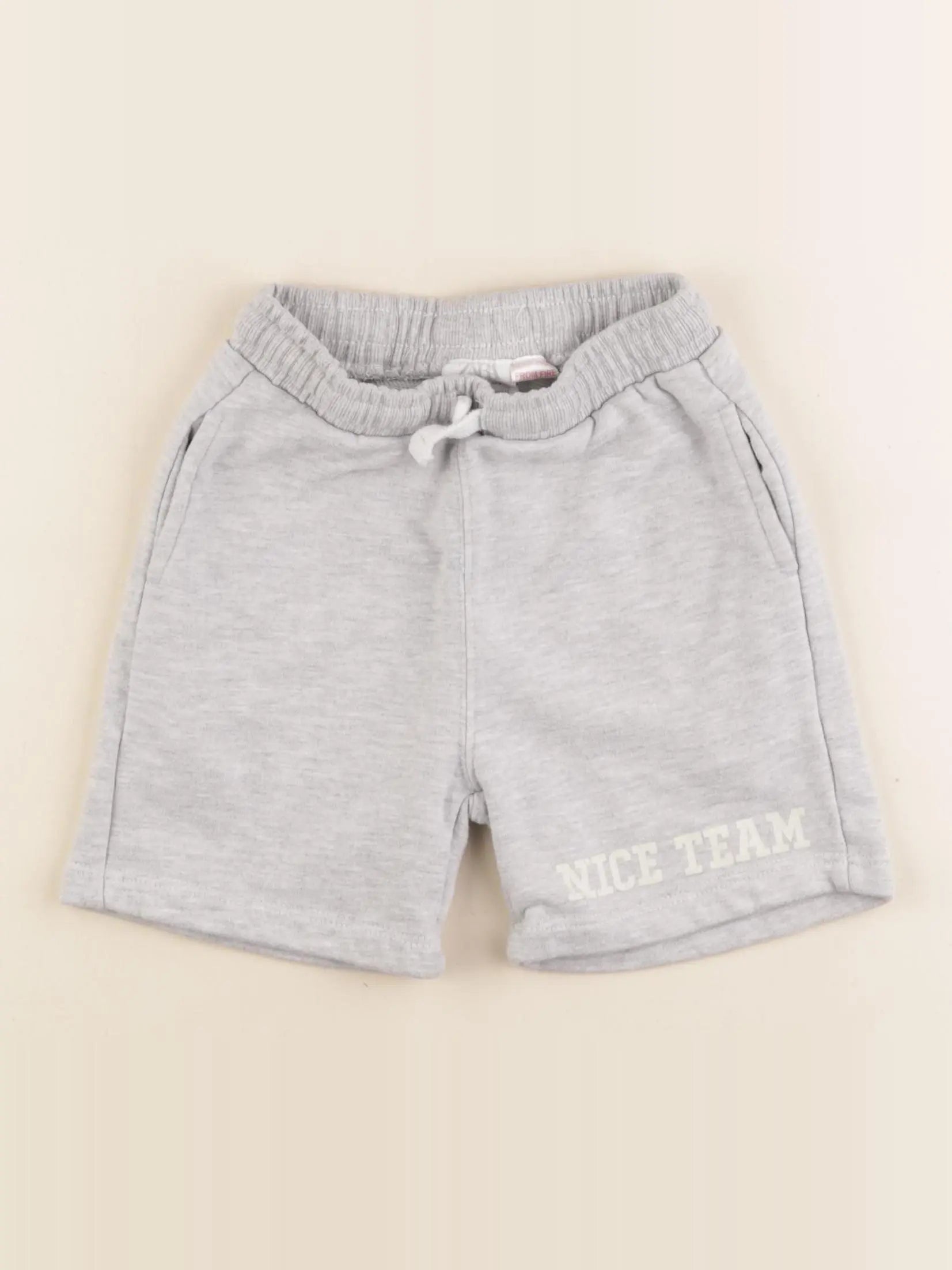 Zara - short gris - 6 ans