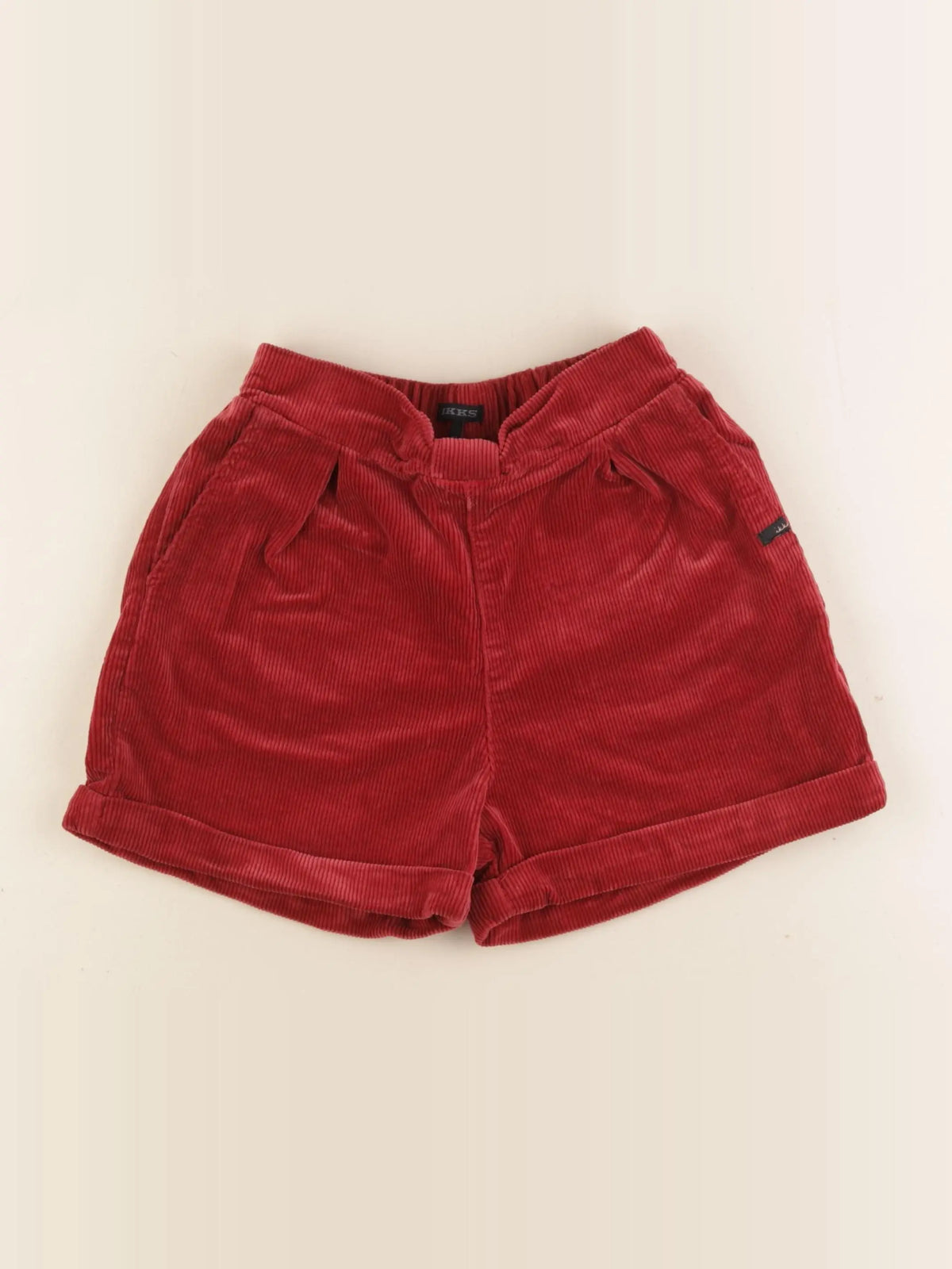 IKKS - short rouge - 8 ans
