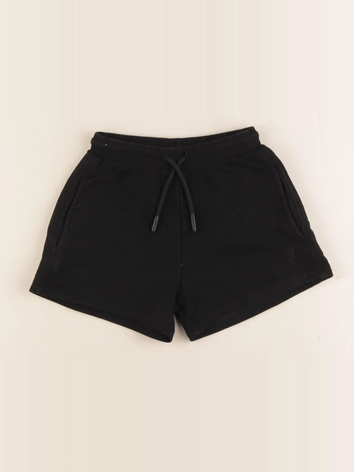 Zara - short noir - 5 ans