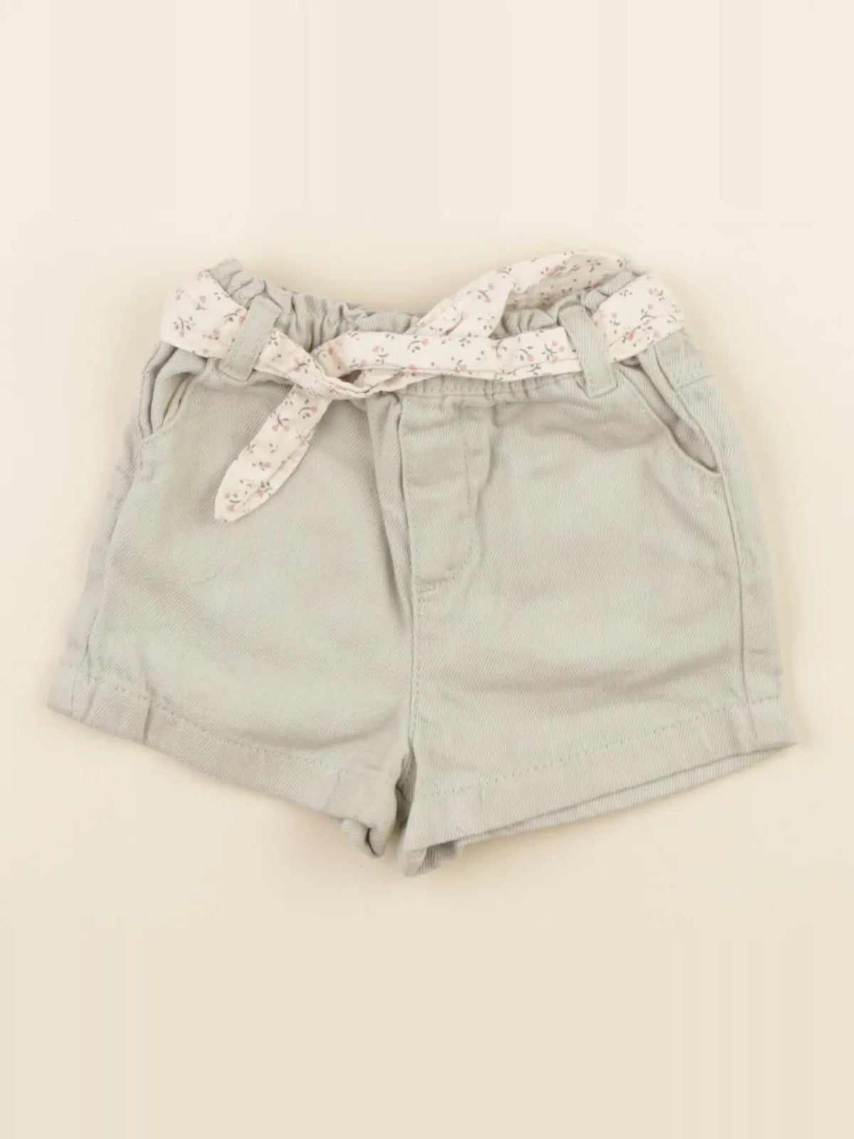 Vertbaudet - short vert - 6 mois