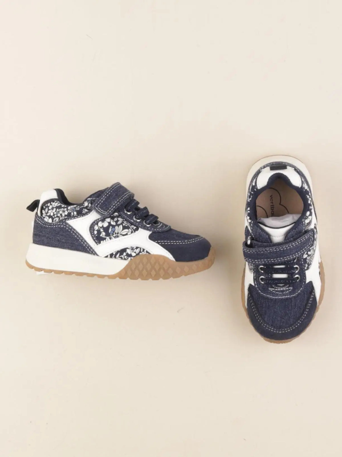 Vertbaudet - baskets bleu - pointure 24