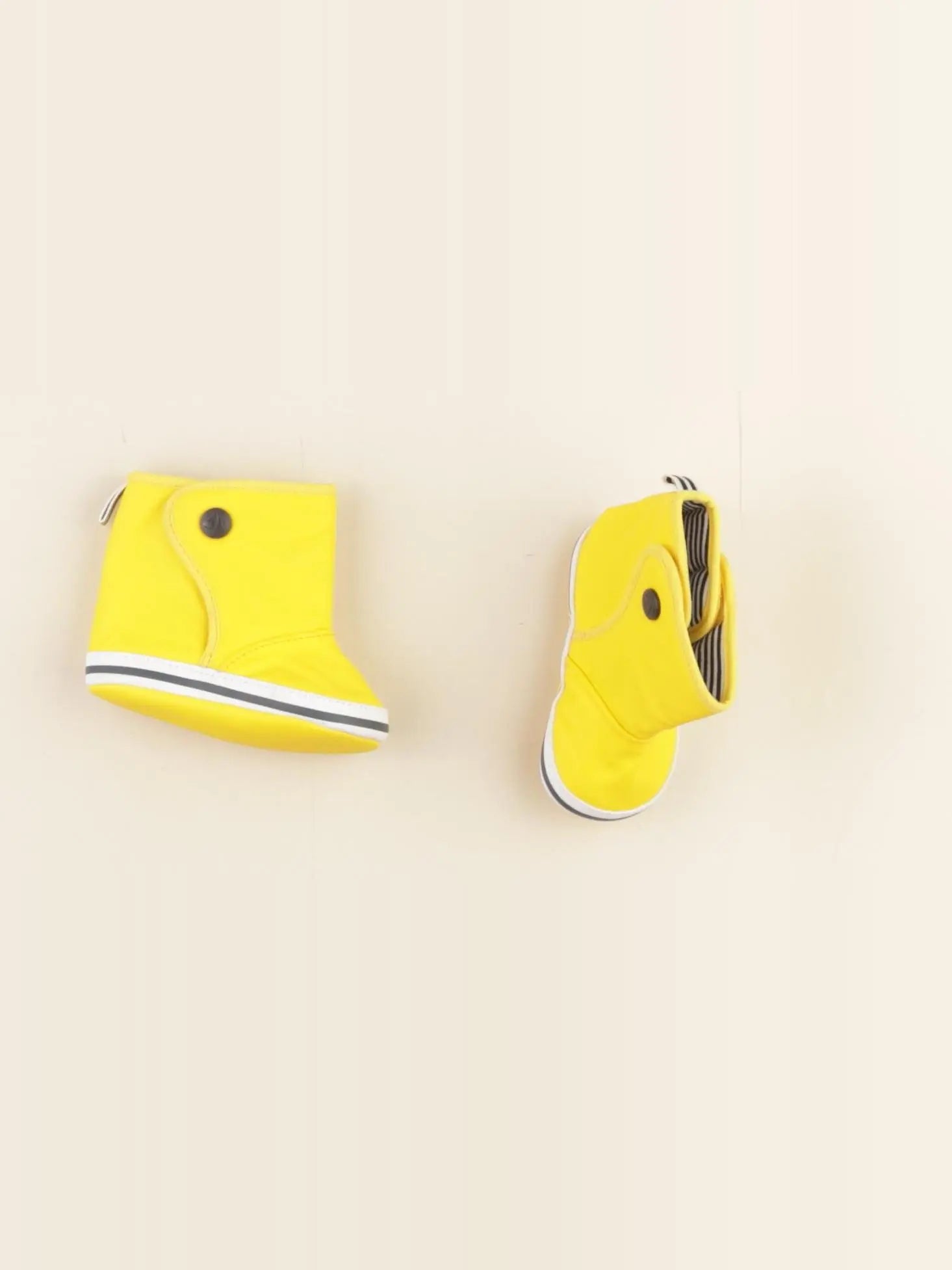 Petit Bateau - chaussons jaune - pointure 19/20