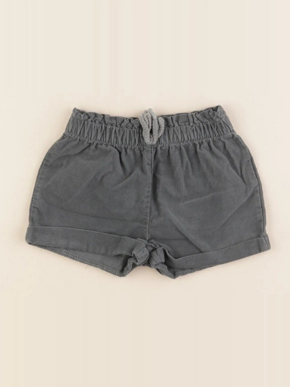 Vertbaudet - short vert - 9 mois