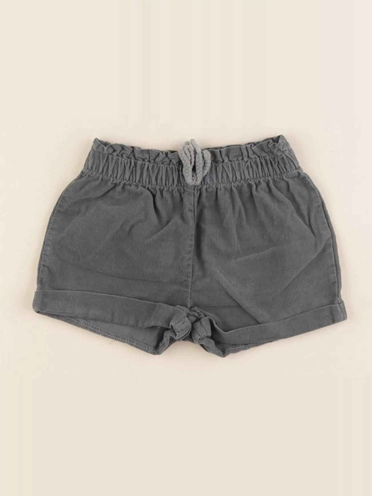 Vertbaudet - short vert - 9 mois