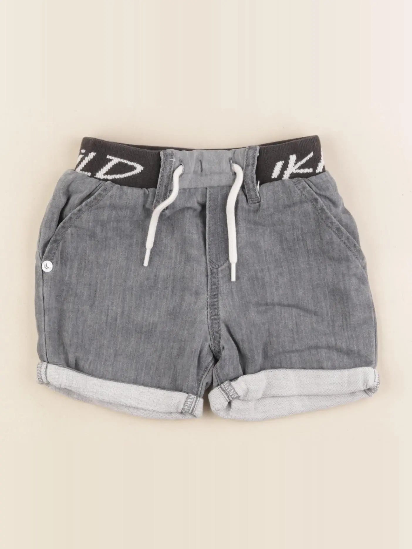 IKKS - short gris - 2 ans