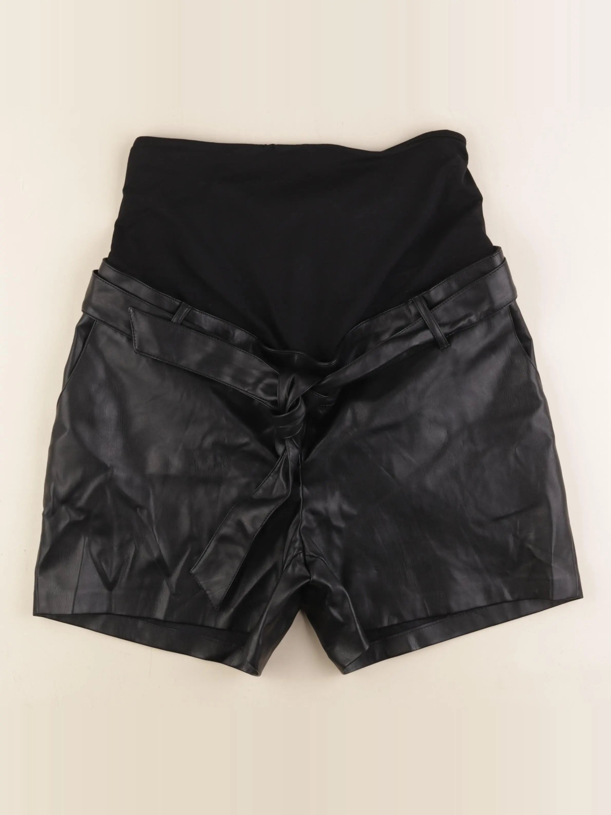 Kiabi - short grossesse noir - 40