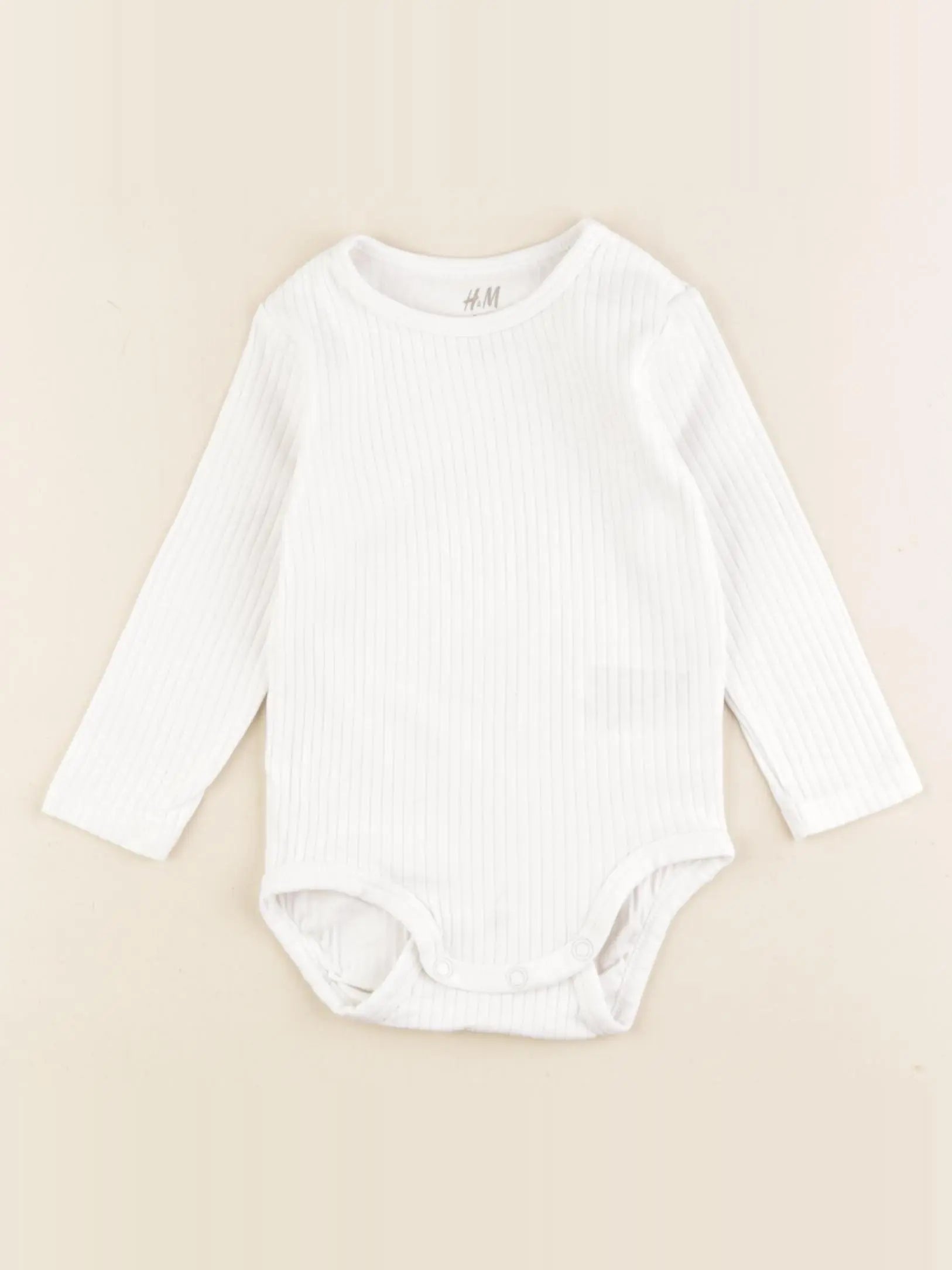 H&M - body blanc - 4/6 mois