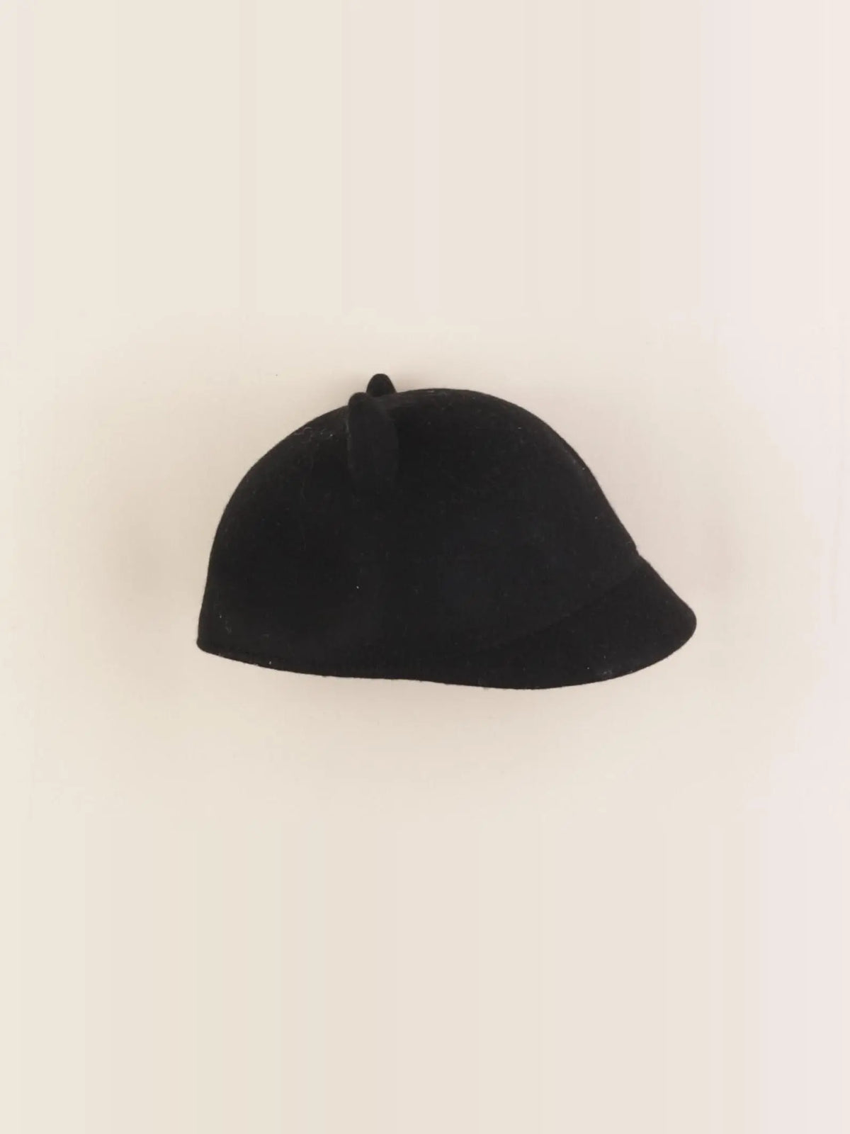 H&M - chapeau noir - 4/6 ans