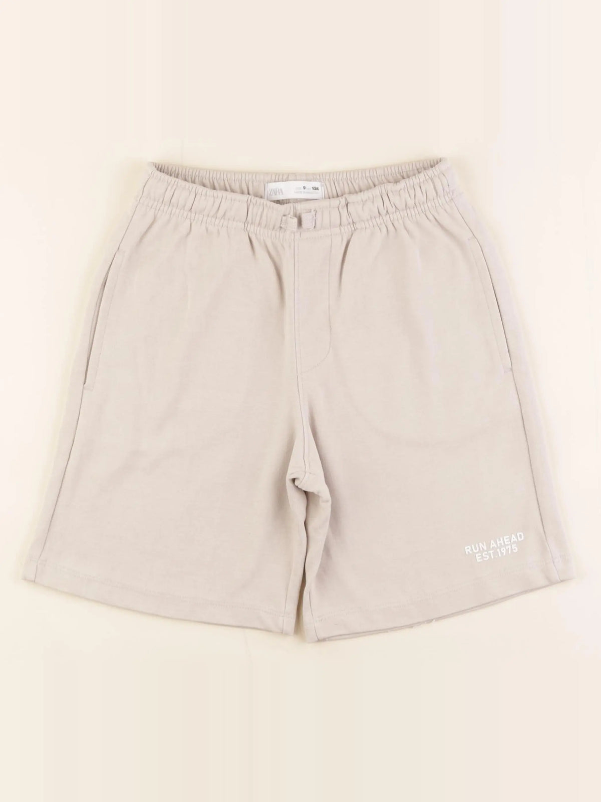 Zara - short beige - 9 ans