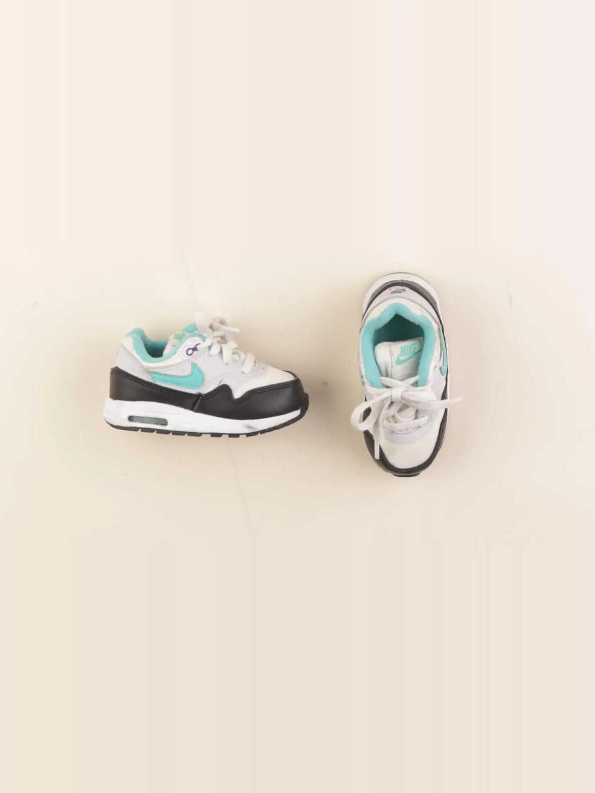 Nike - baskets blanc, noir - pointure 21