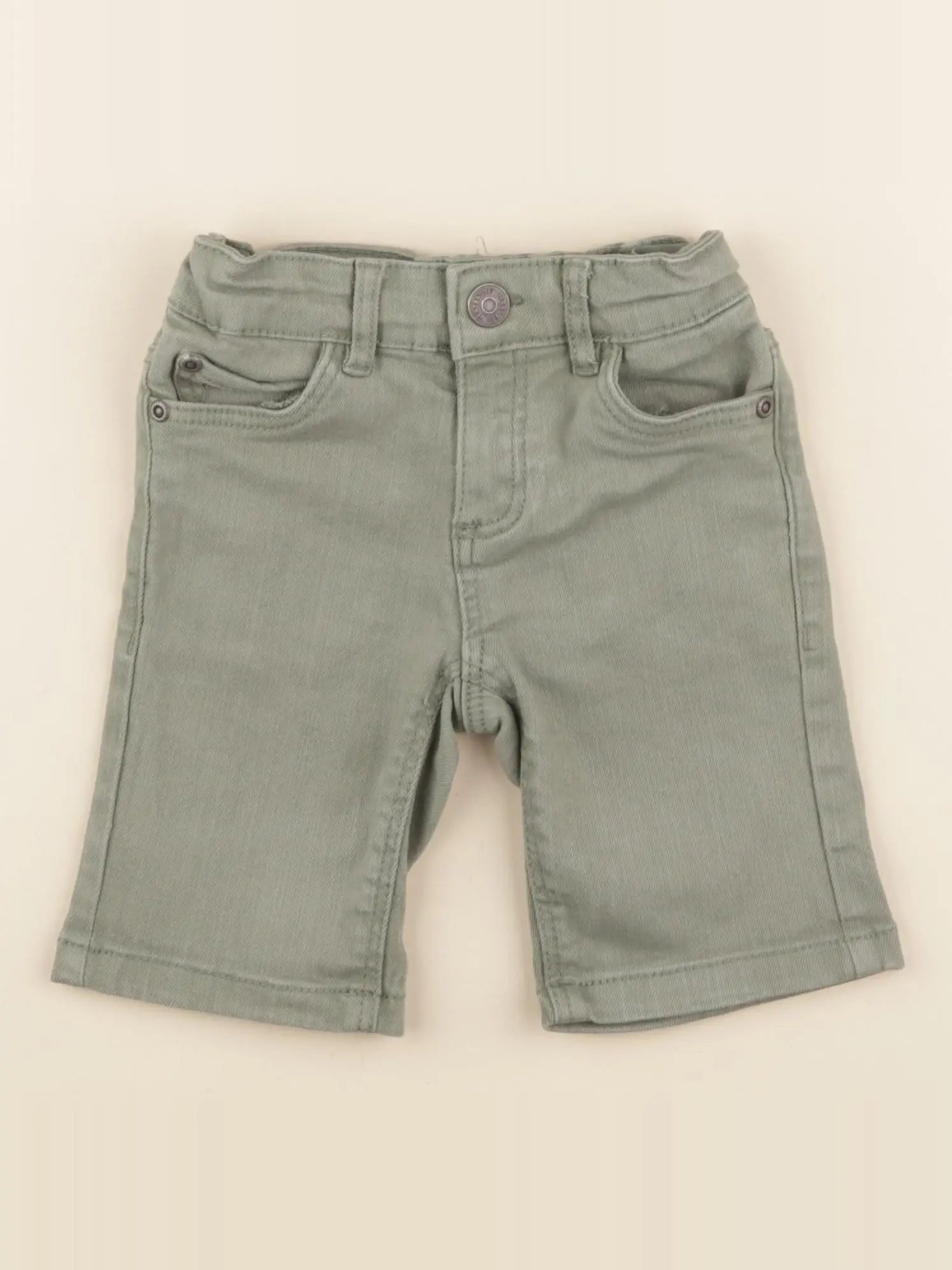 Vertbaudet - short vert - 2 ans