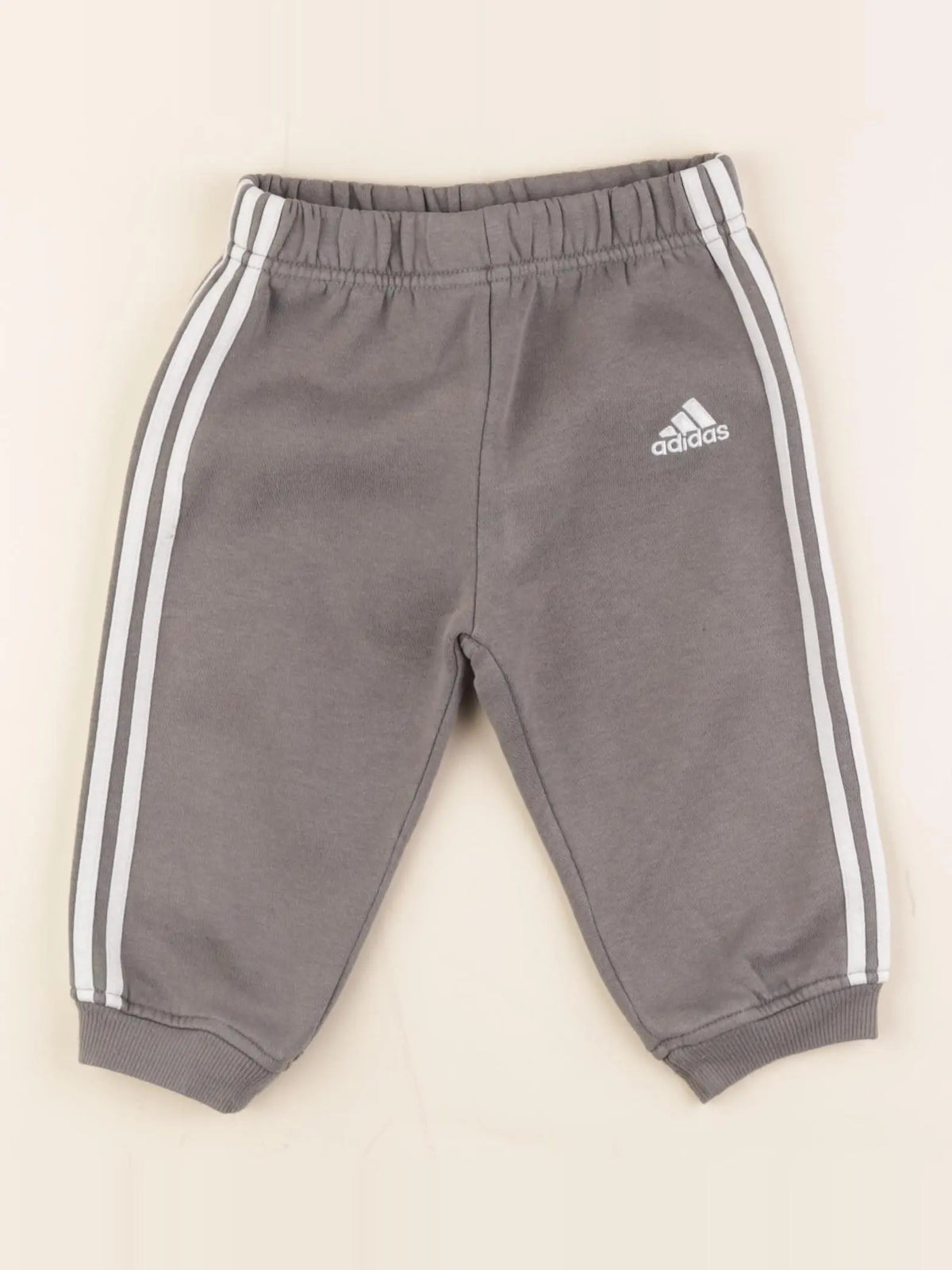 Adidas - jogging gris - 6/9 mois