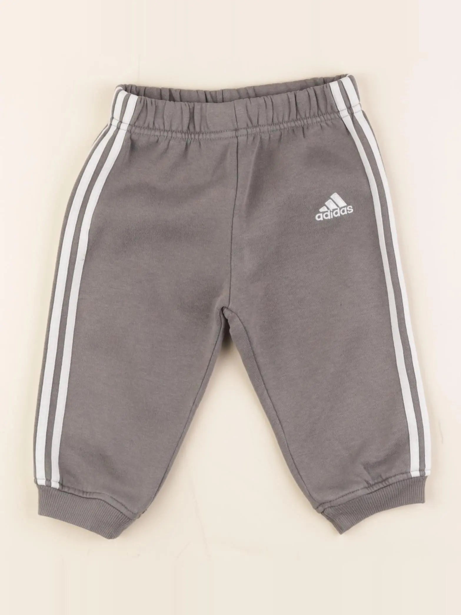 Adidas - jogging gris - 6/9 mois