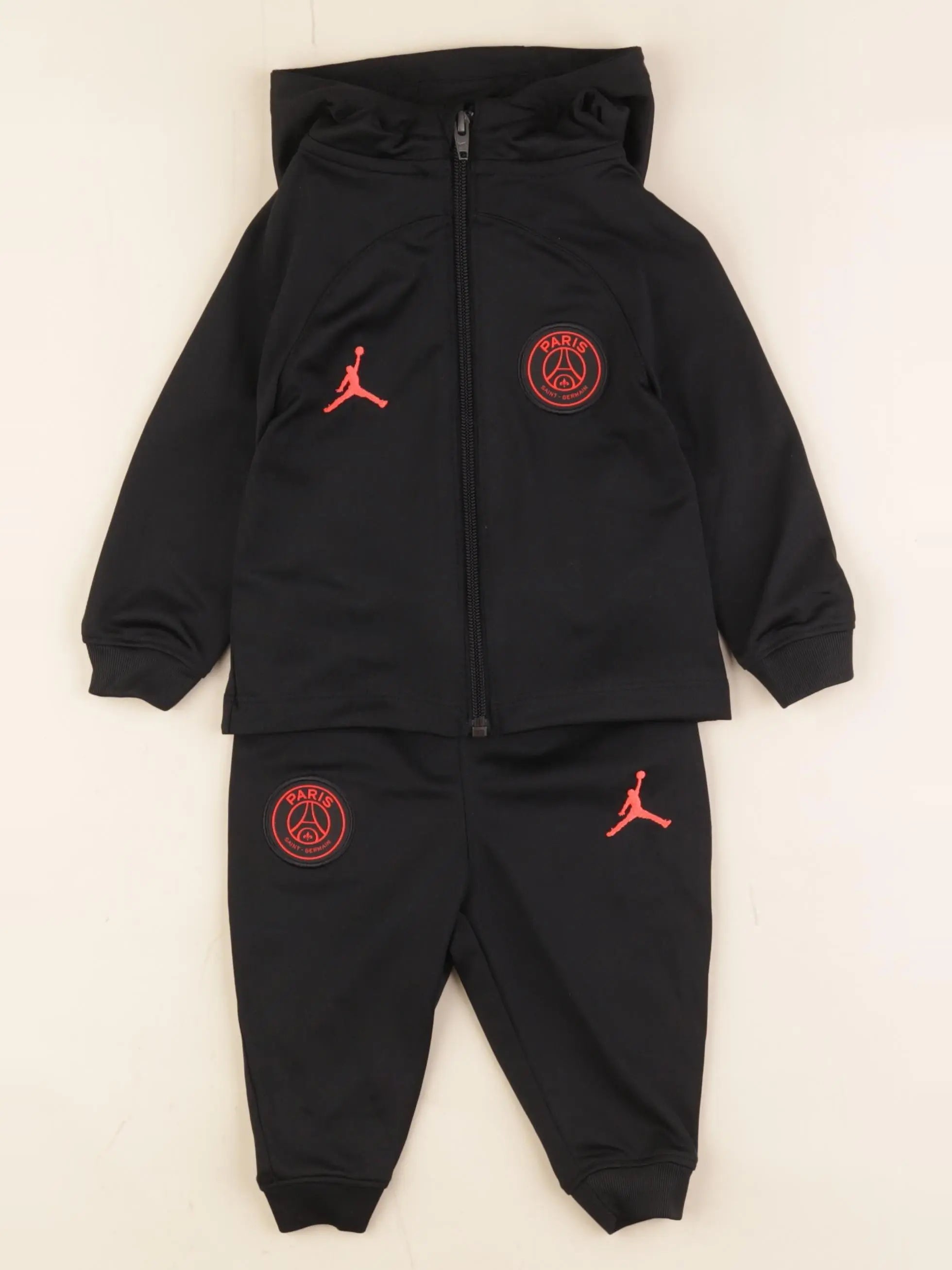 Nike - ensemble noir - 6/9 mois