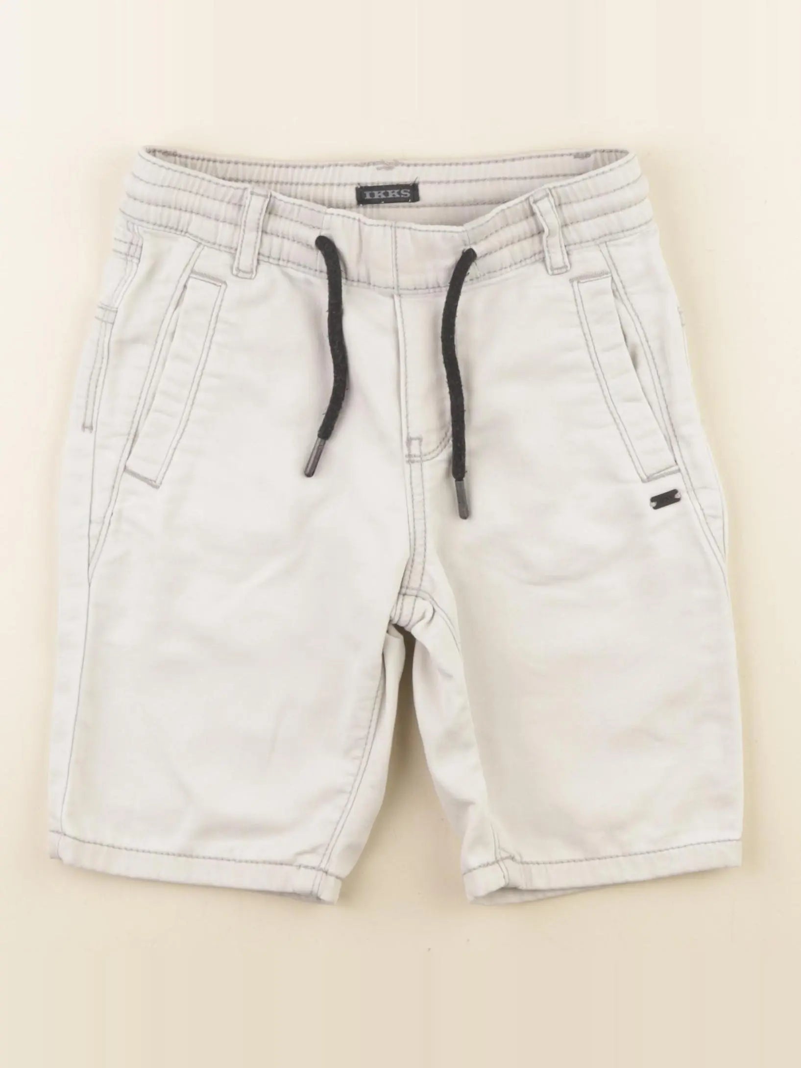 IKKS - short gris - 6 ans