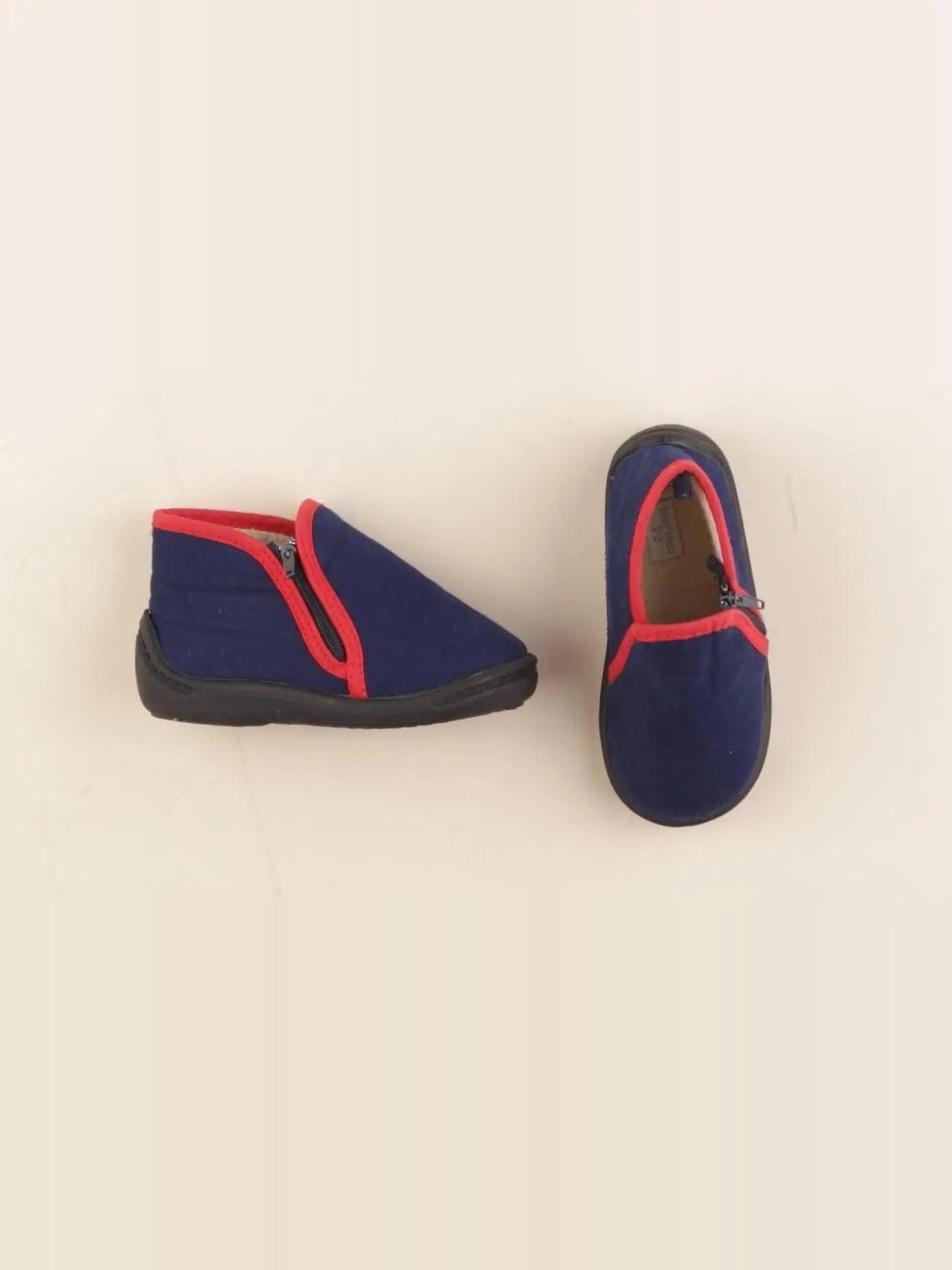 Boutchou - chaussons bleu - pointure 22