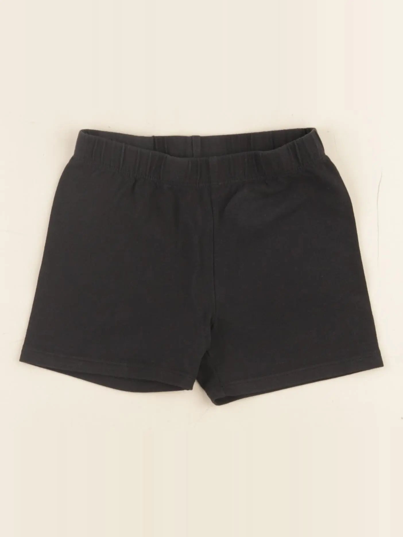 Tape à l'oeil - short noir - 8 ans