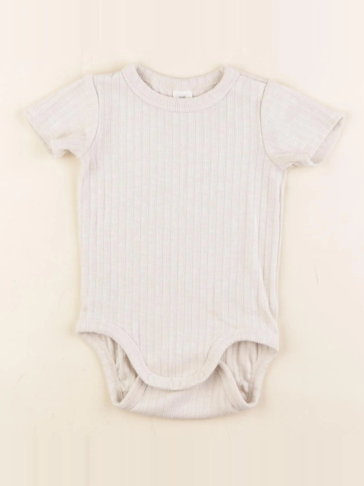 H&M - body beige - 9 mois