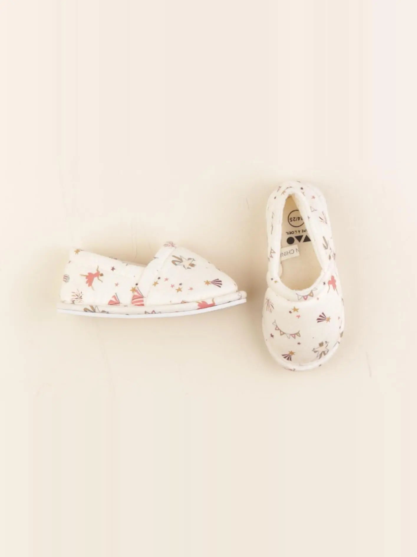 Tape à l'oeil - chaussons beige - pointure 24/25