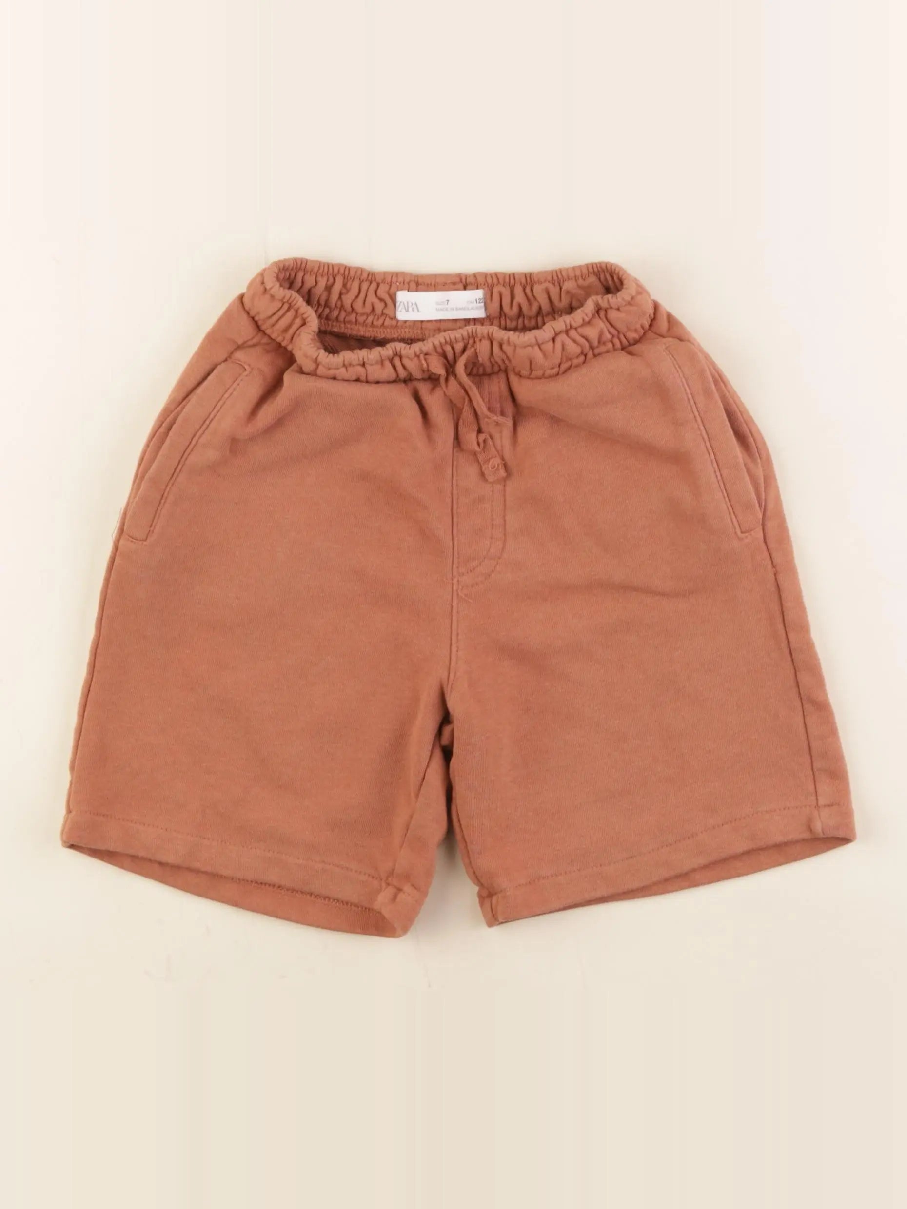 Zara - short rouge - 7 ans