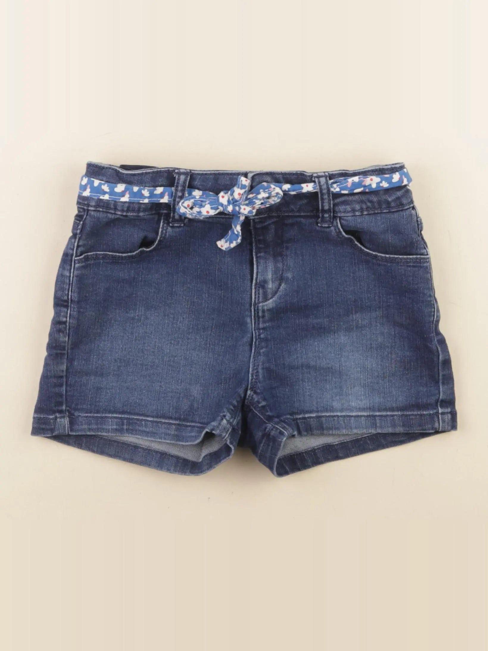 Okaidi - short bleu - 7 ans