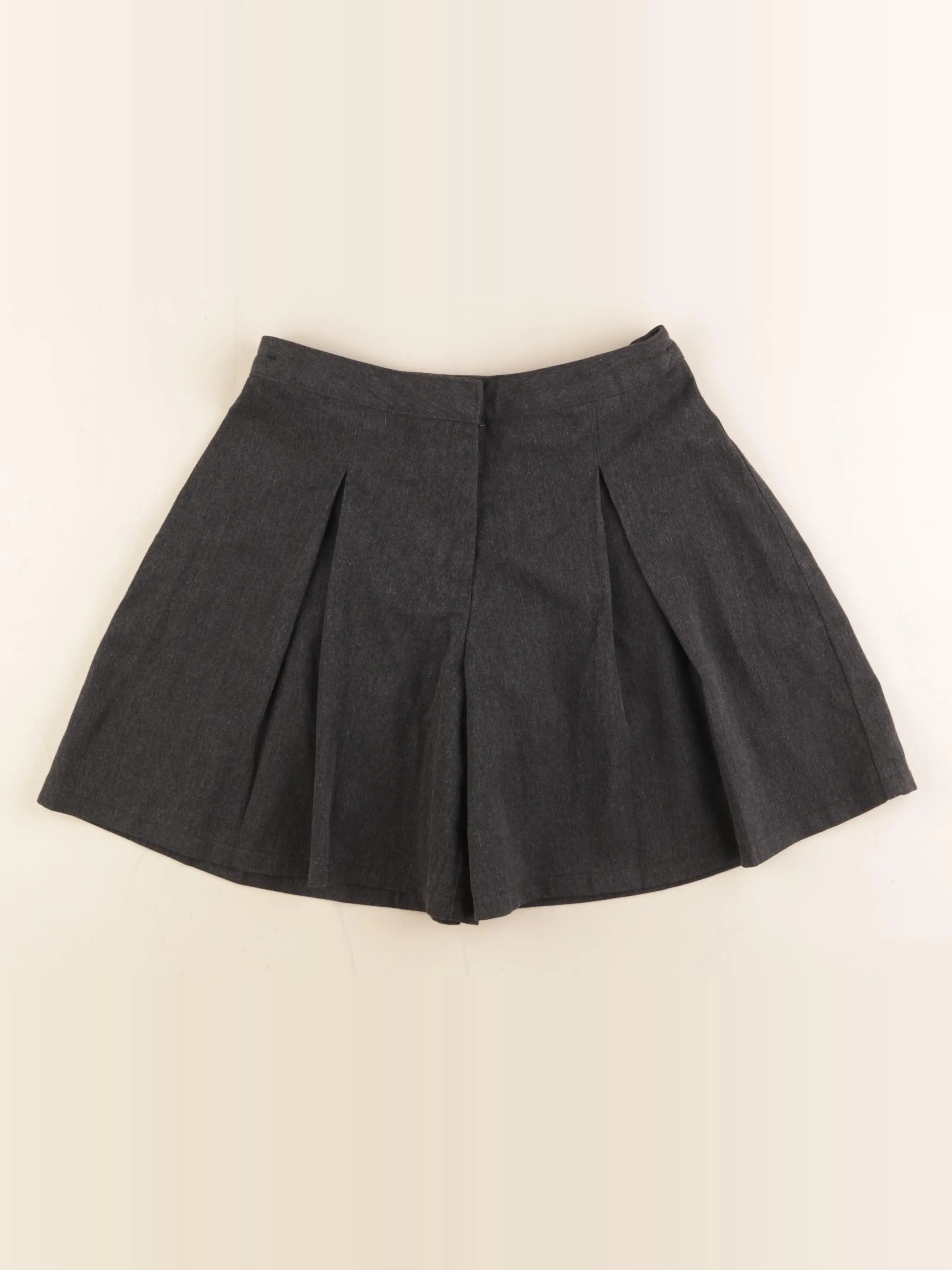 Next - short gris - 9 ans