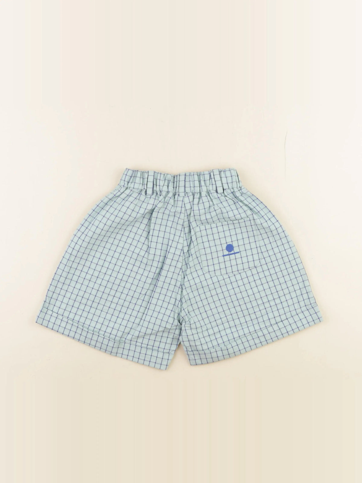 Short bleu