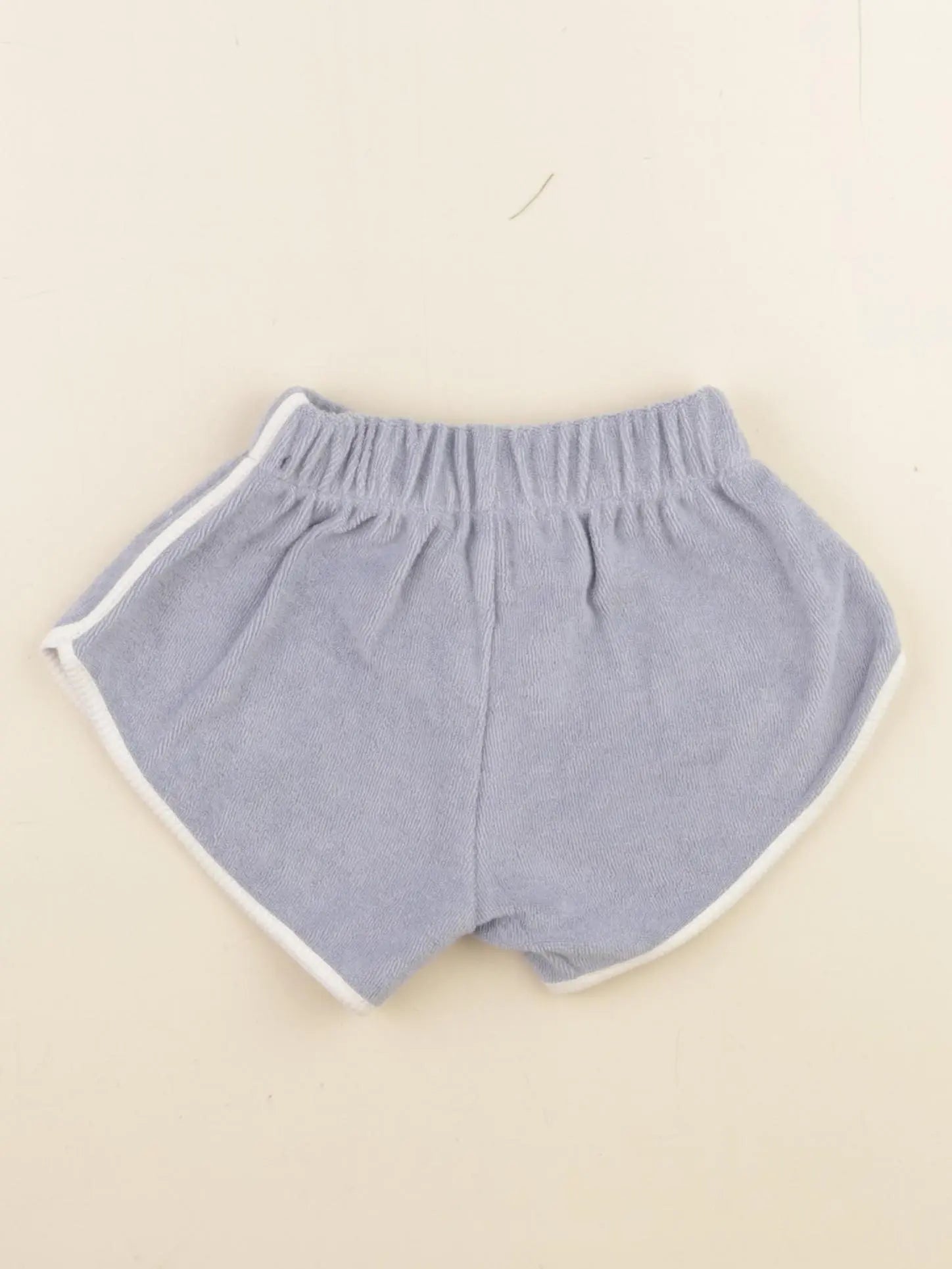 Short bleu
