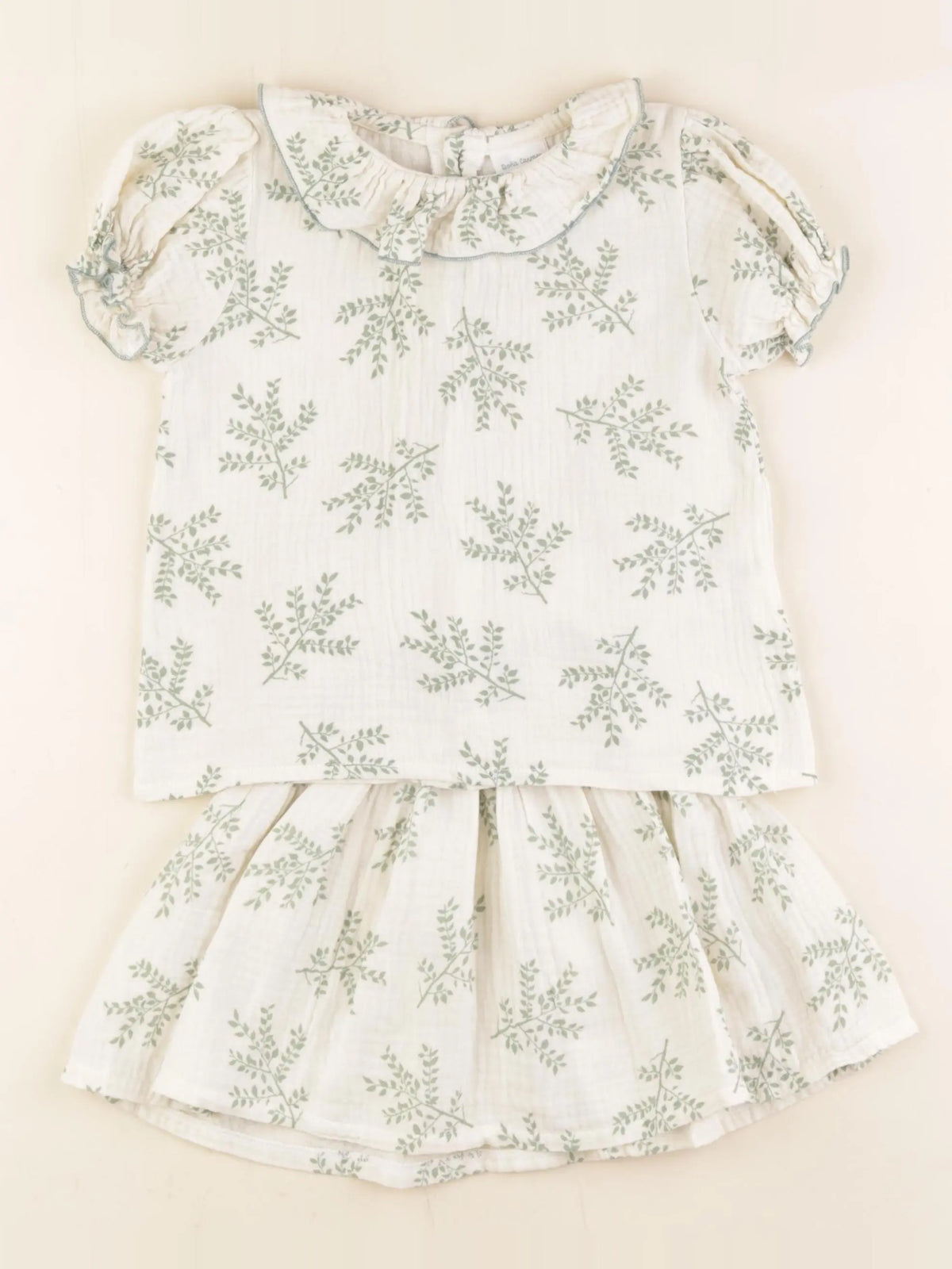 Dona Carmen - ensemble beige, vert - 4 ans