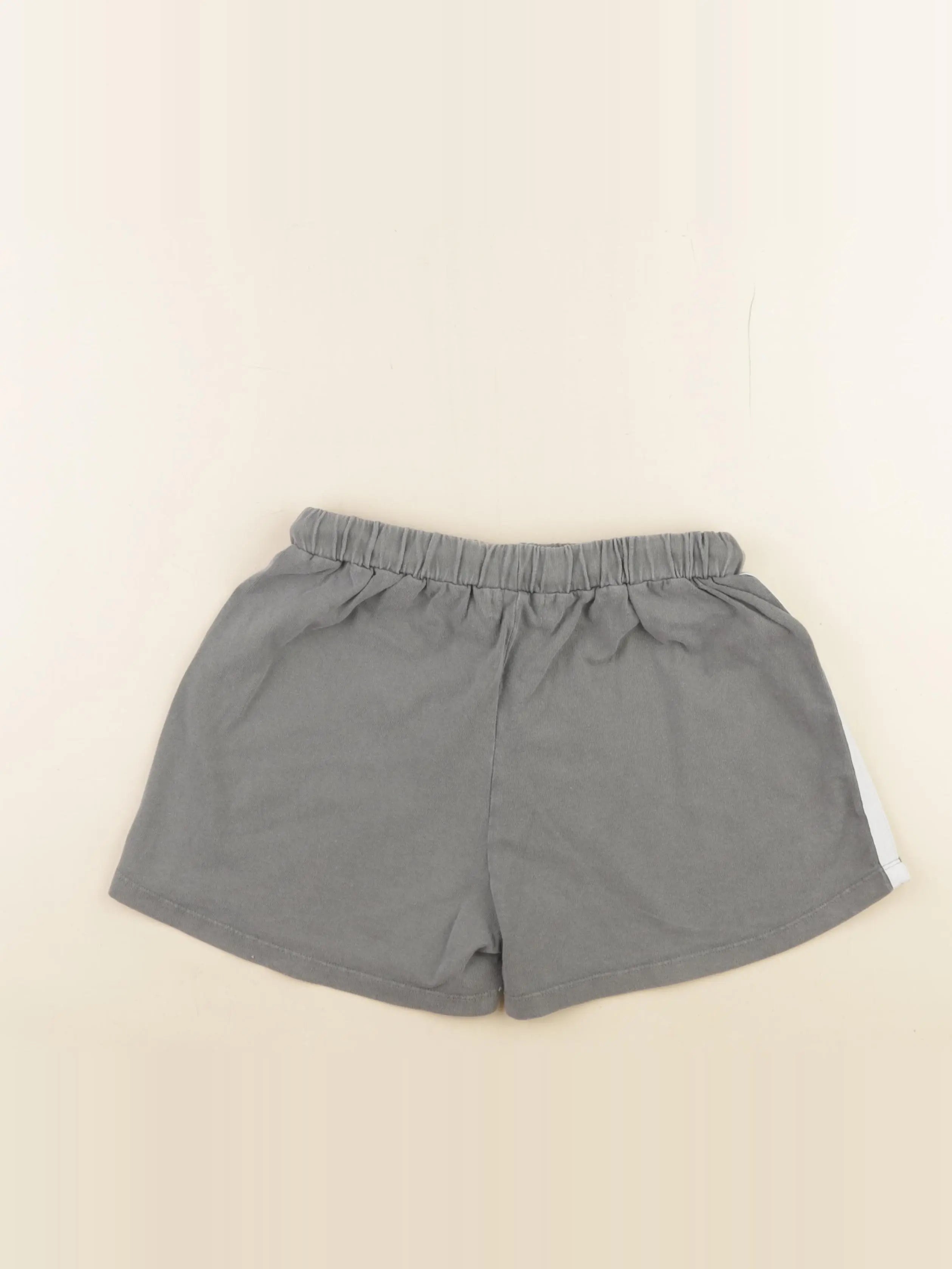 Short gris