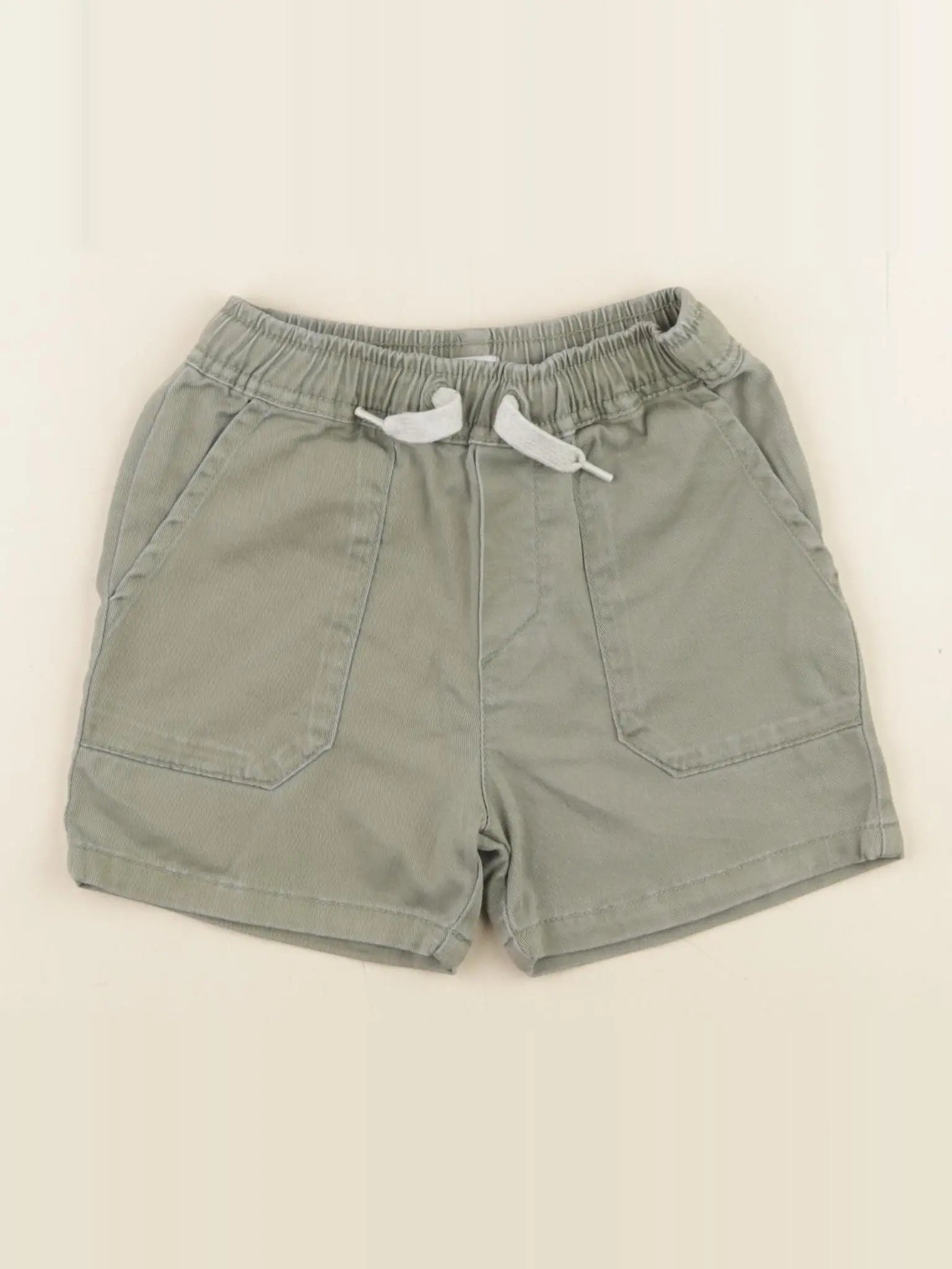 IKKS - short vert - 2 ans