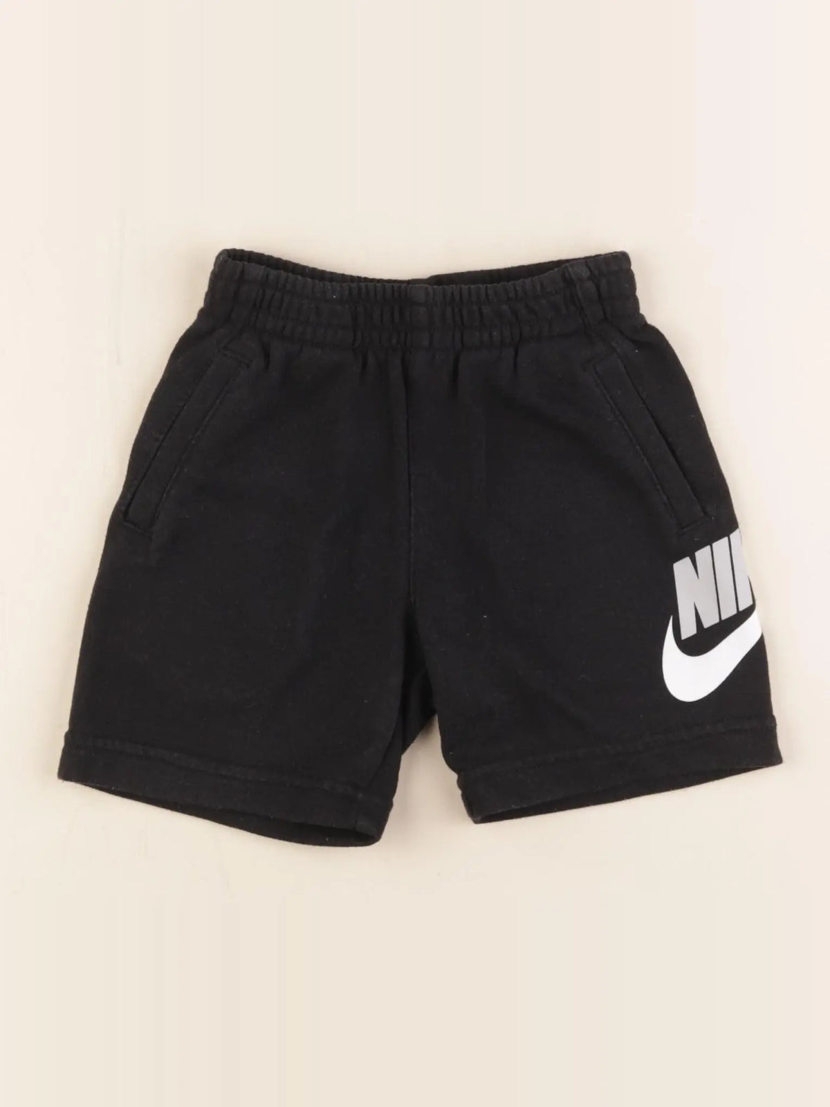 Nike - short noir - 2 ans