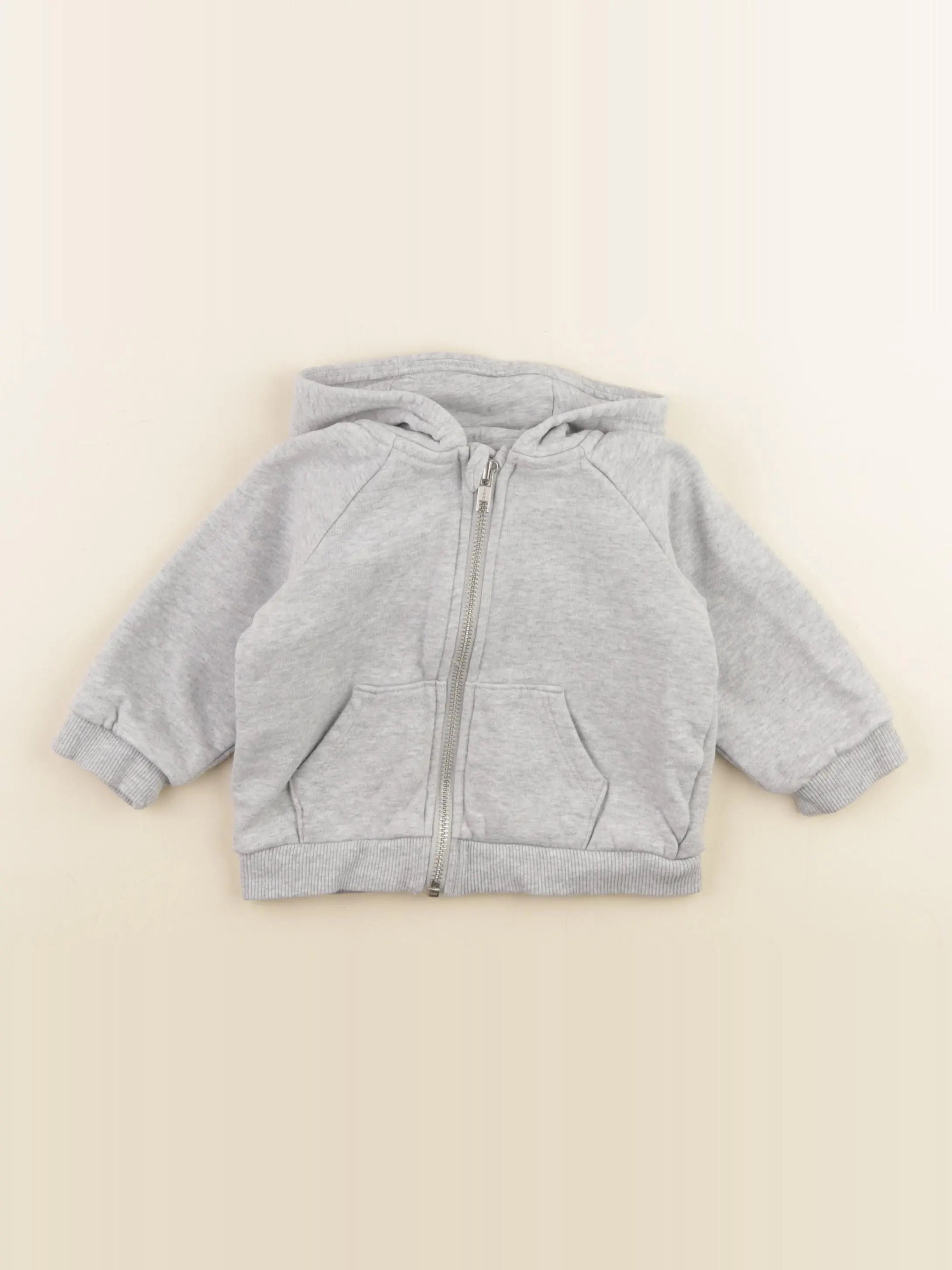 H&M - sweat gris - 6/9 mois