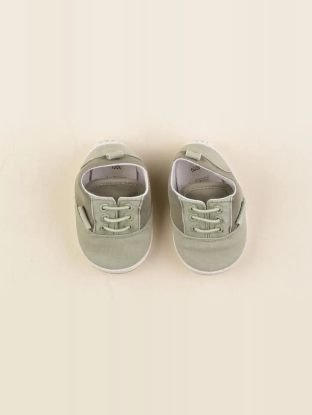 IKKS - chaussons vert - pointure 19/20