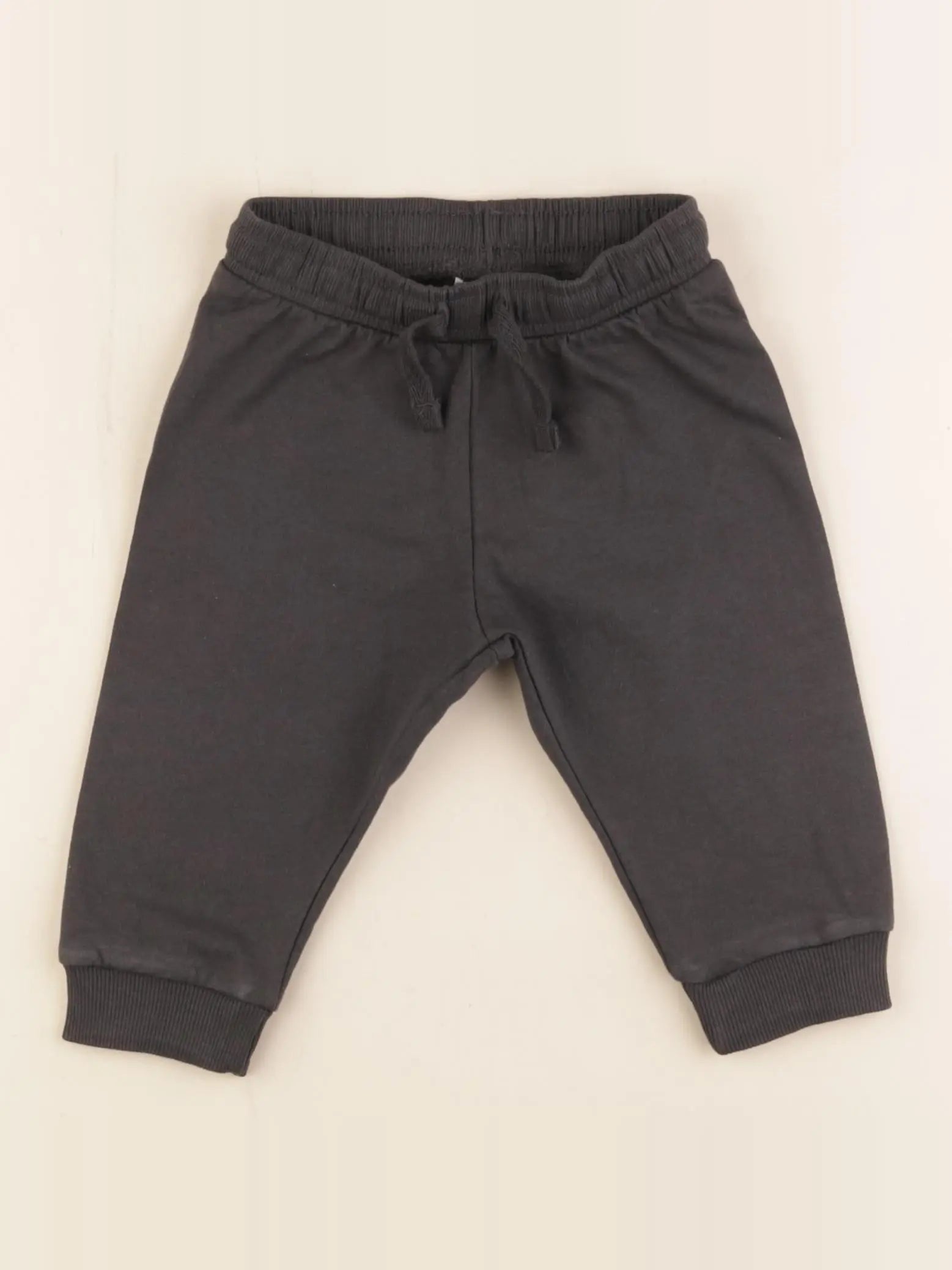 H&M - jogging gris - 6/9 mois