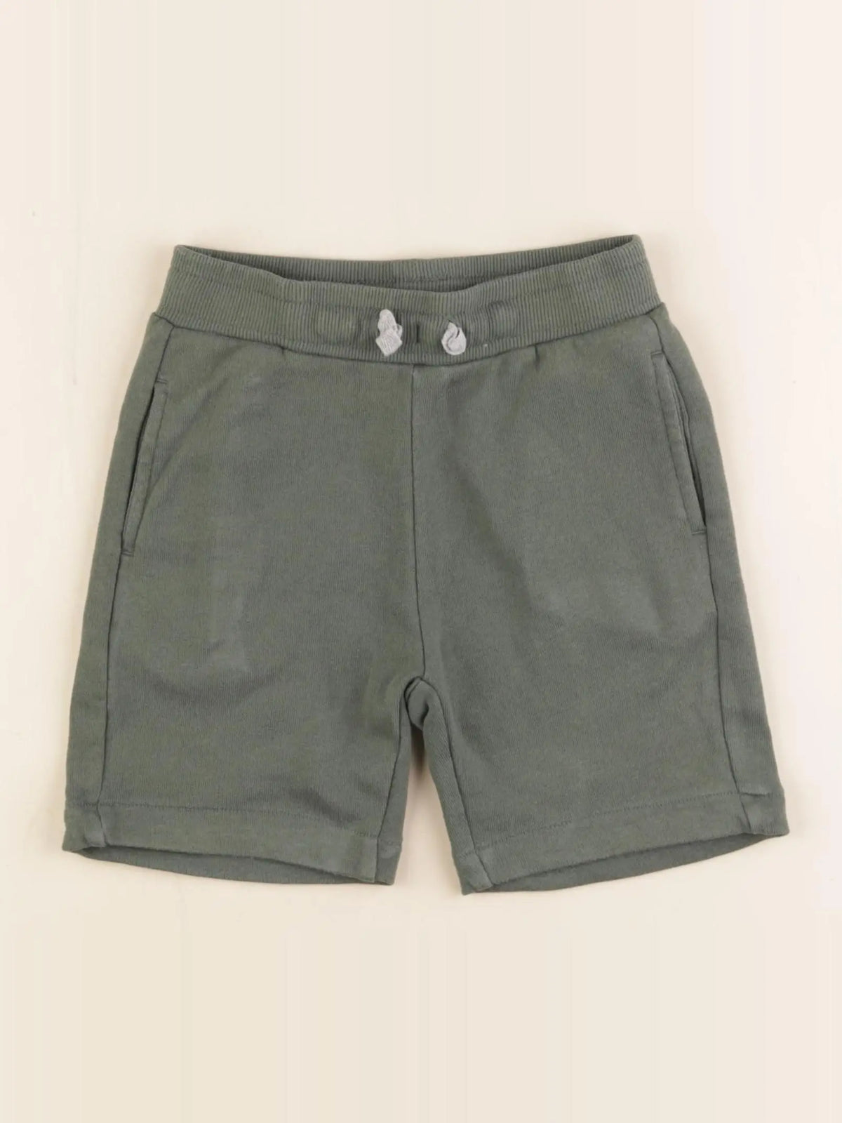 Vertbaudet - short vert - 5 ans