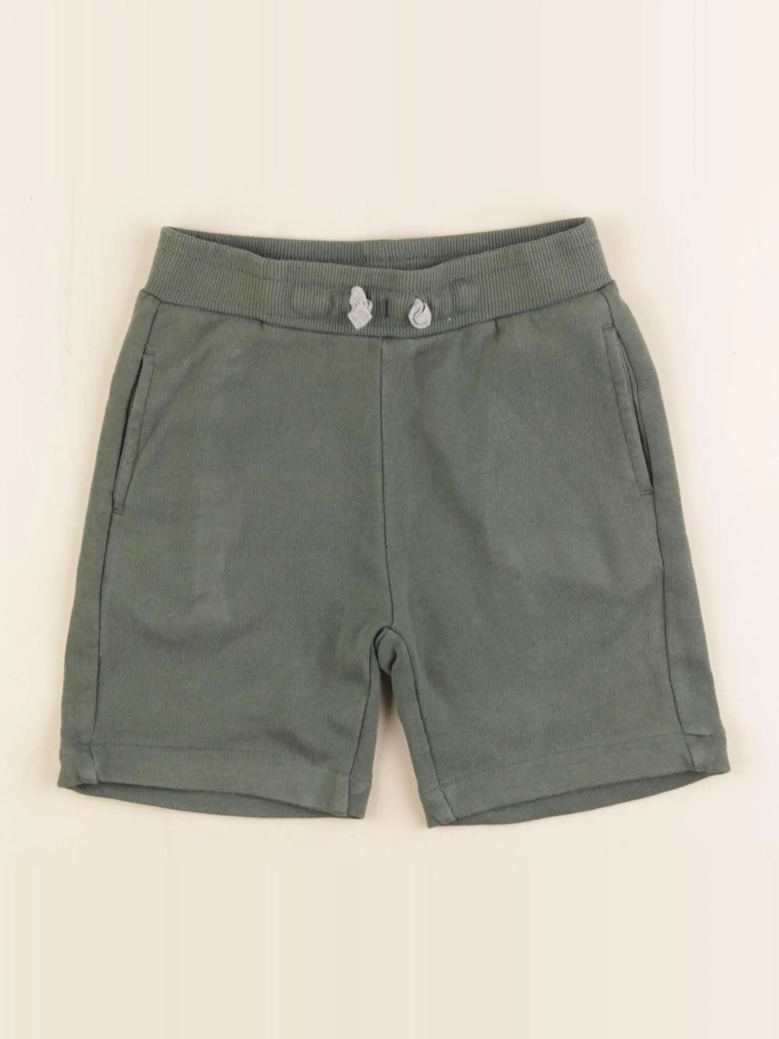 Vertbaudet - short vert - 5 ans